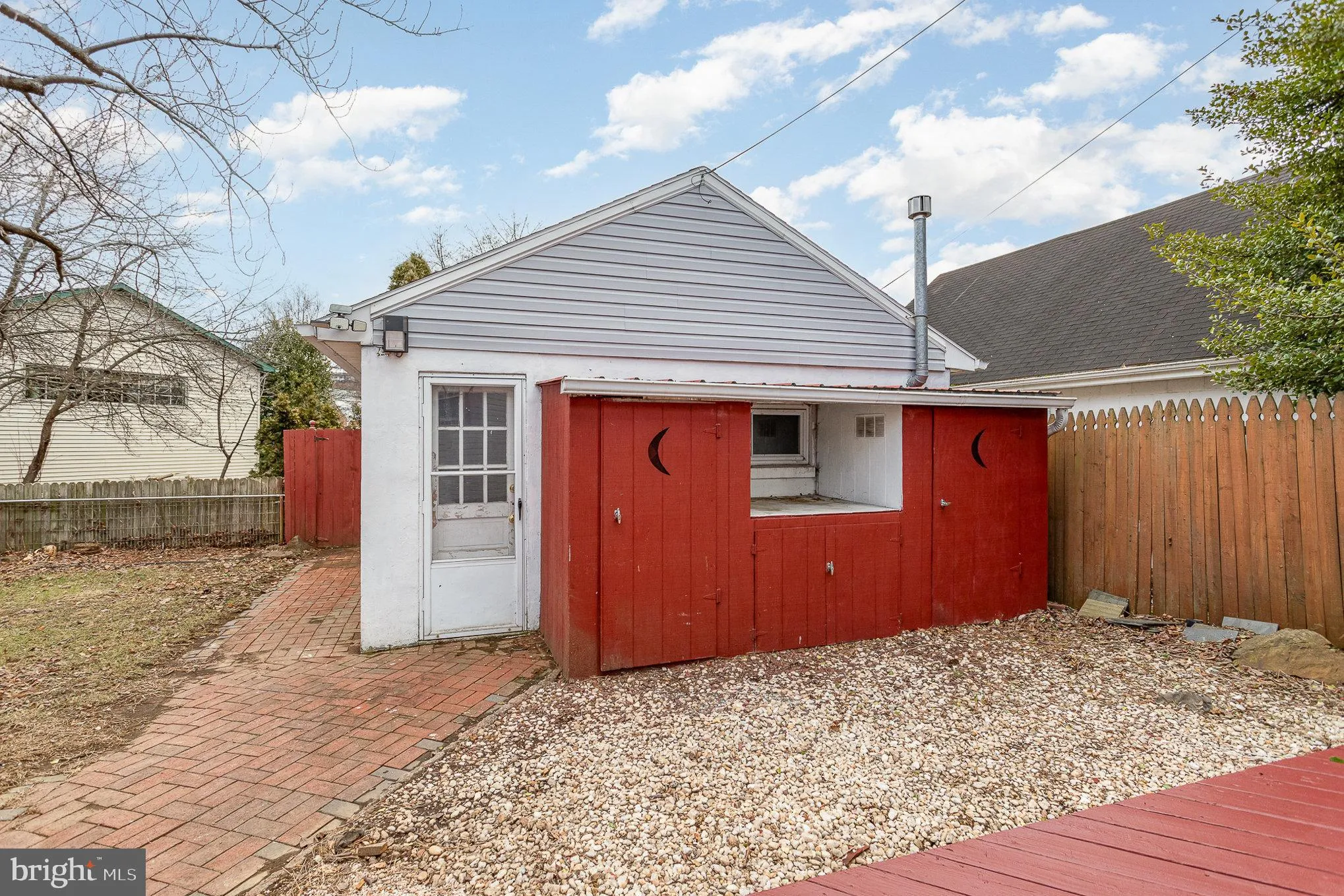 York, Pennsylvania 17406, United States, 3 Bedrooms Bedrooms, ,1 BathroomBathrooms,Residential,Pending,80312
