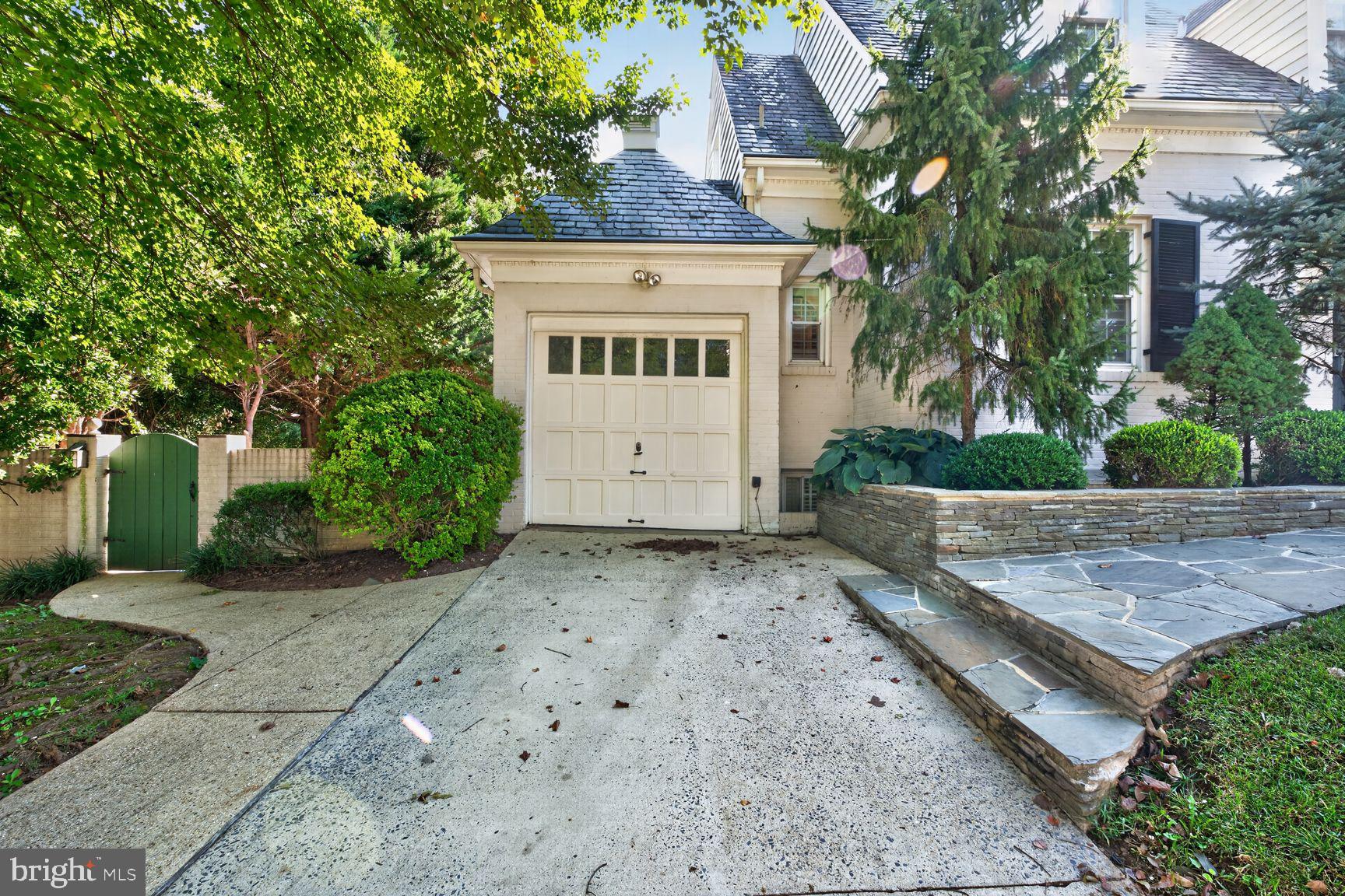 8201 LARRY PLACE