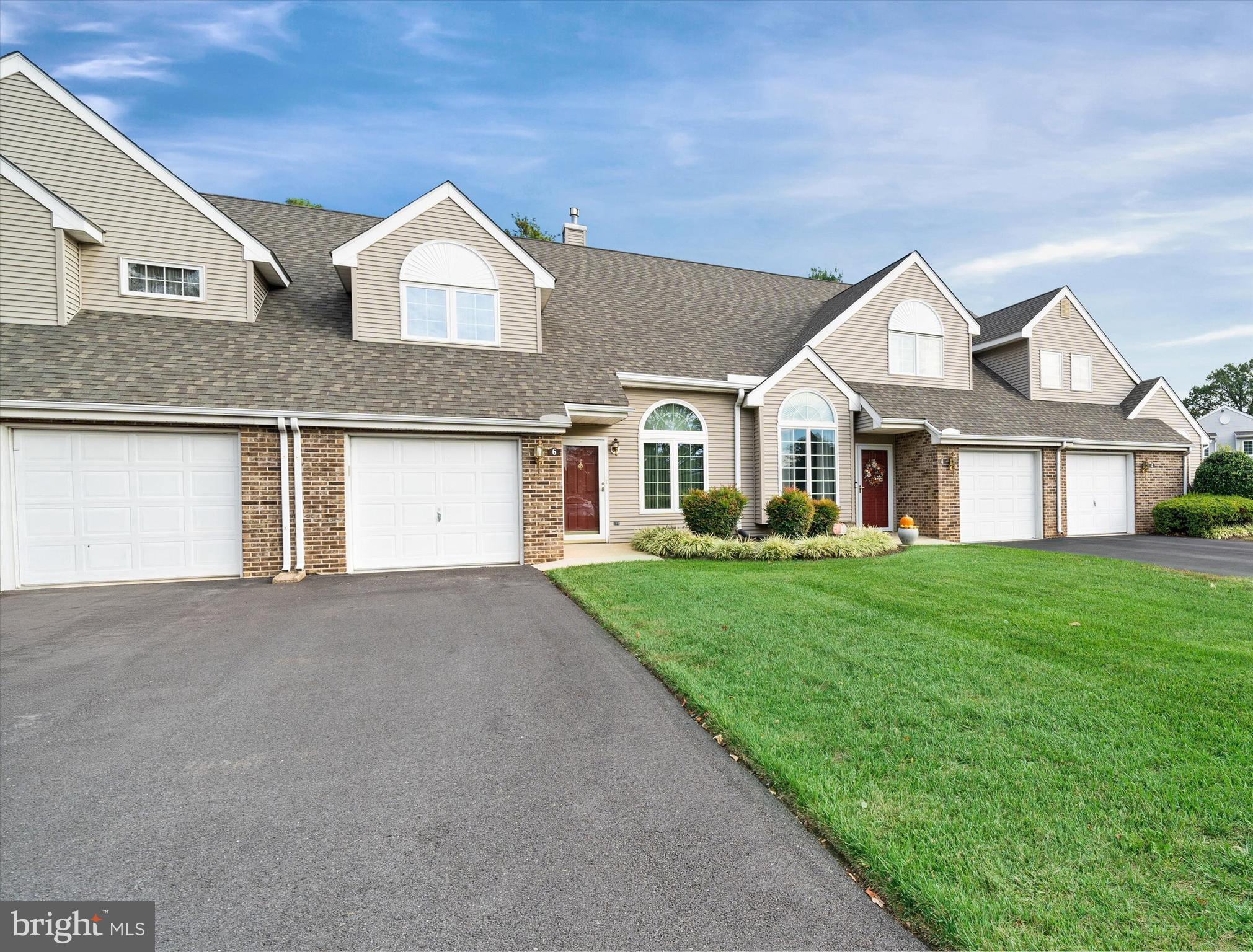 6 GROSVENOR COURT 14