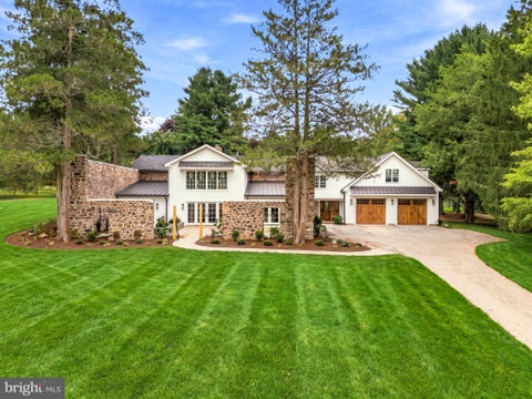 Photo of 2030 Waynesborough Road, PAOLI, PA 19301 (MLS # PACT2134016)