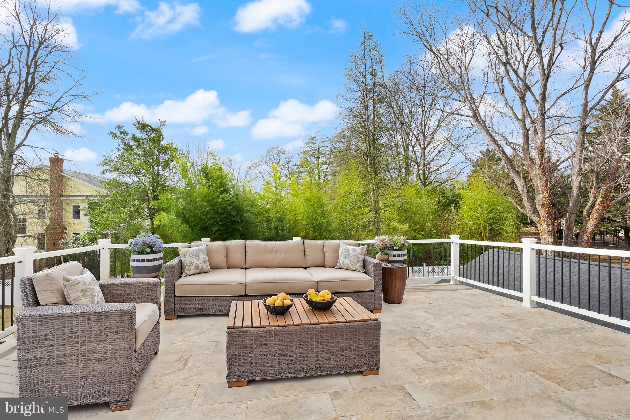 VIENNA ACRES - Residential