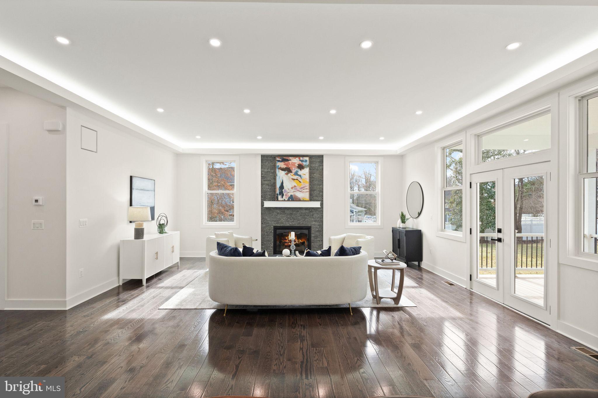 VIENNA ACRES - Residential