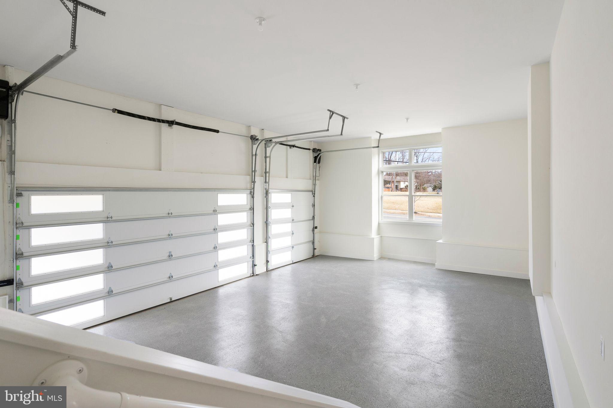 VIENNA ACRES - Residential