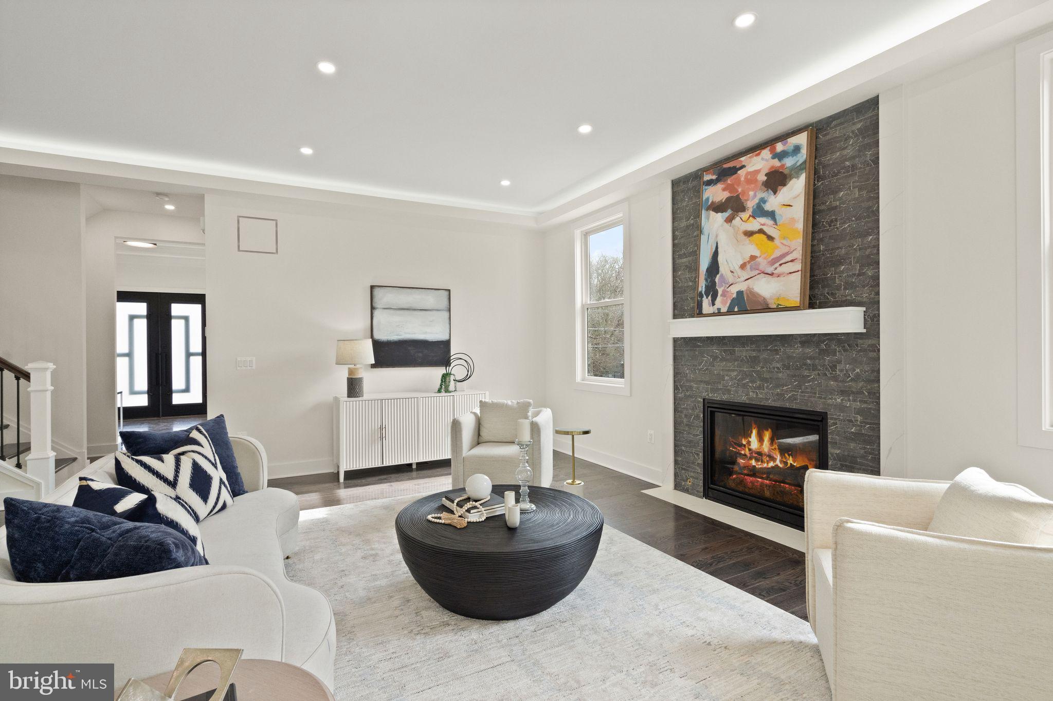 VIENNA ACRES - Residential