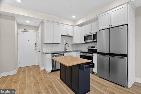Condo For Rent - 5230 Walnut Street #2F<br/> PHILADELPHIA, PA 19139