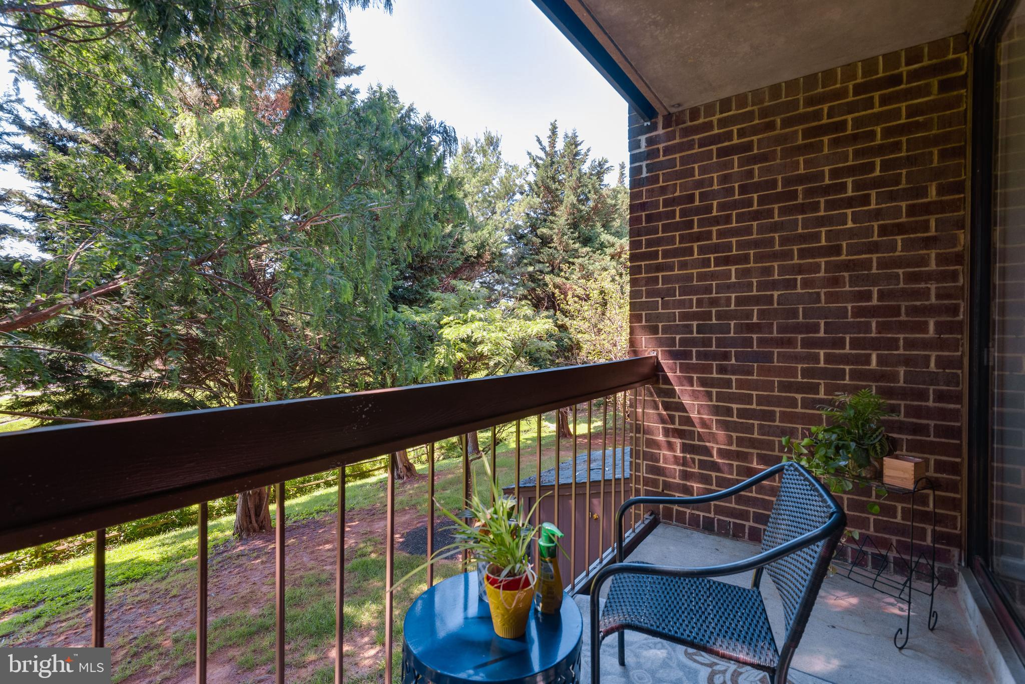 LONG REACH - Residential