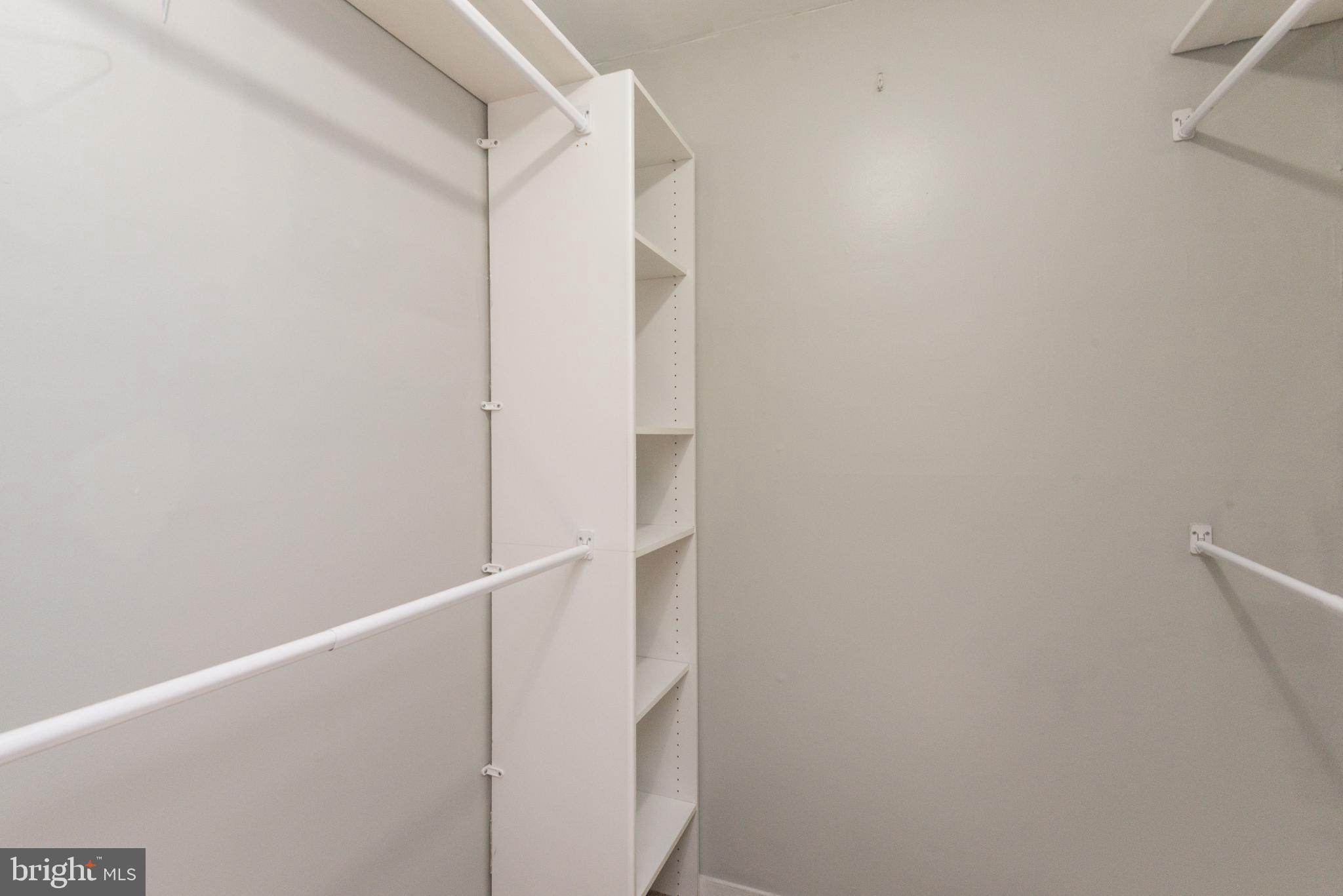 LONG REACH - Residential