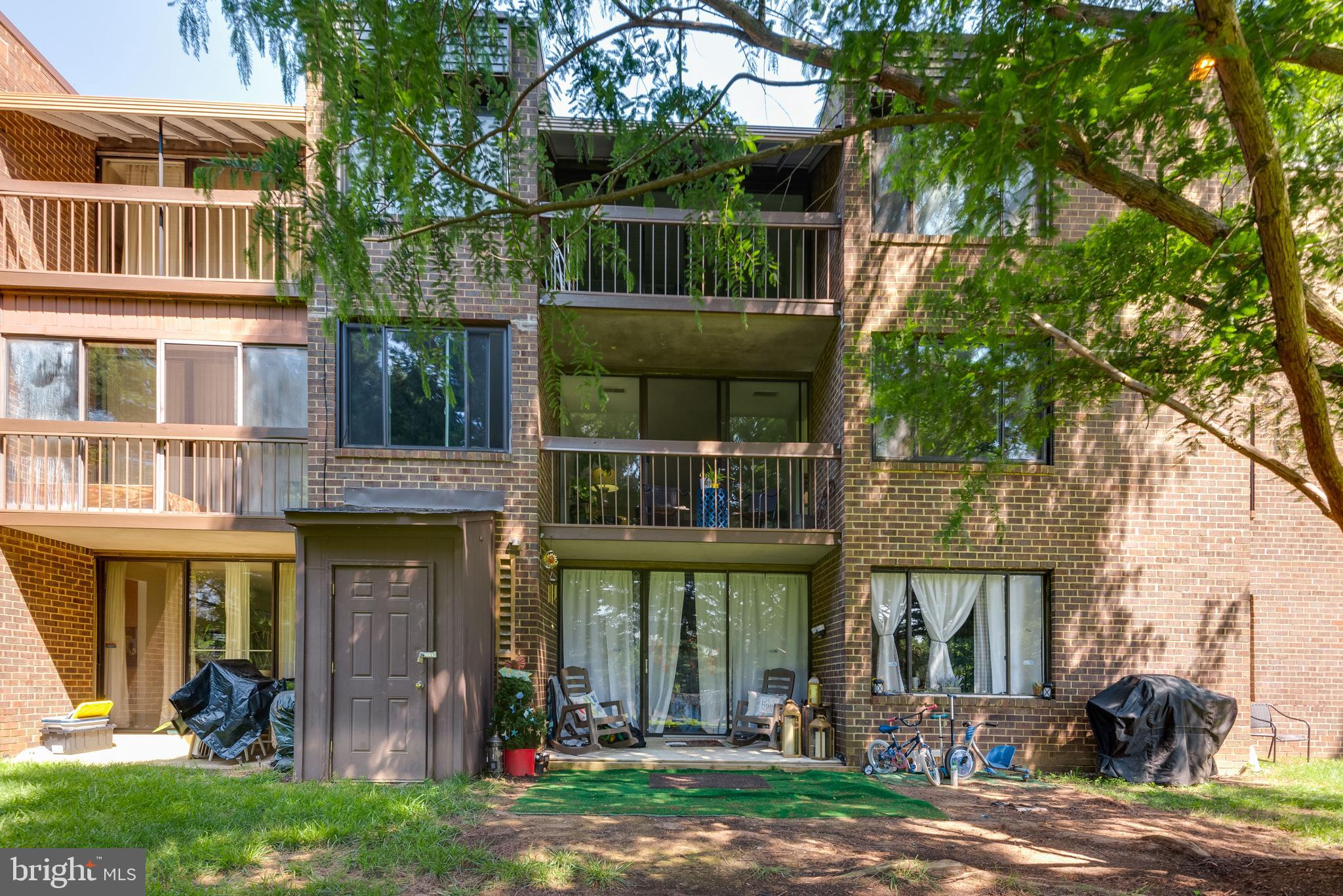 LONG REACH - Residential