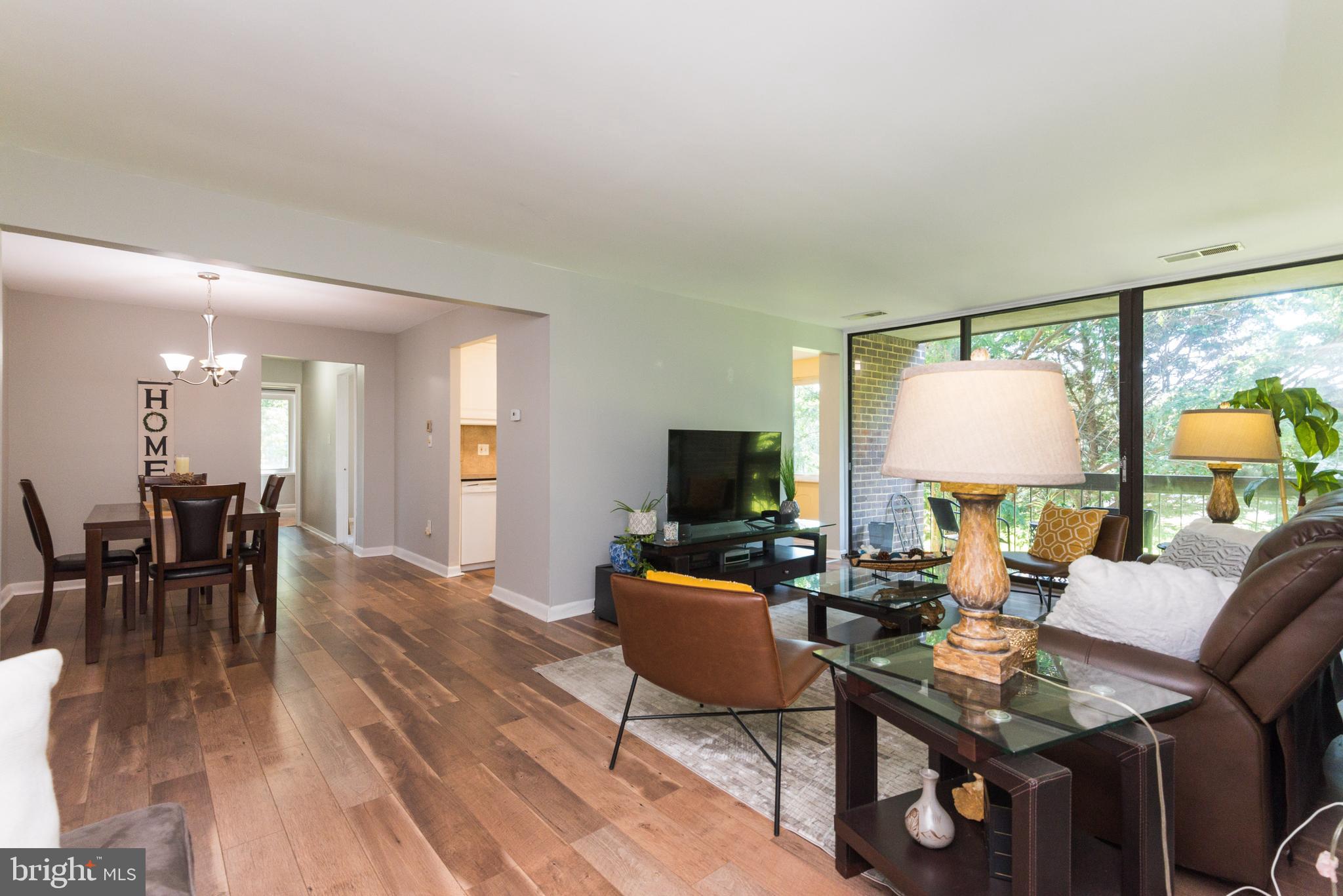 LONG REACH - Residential