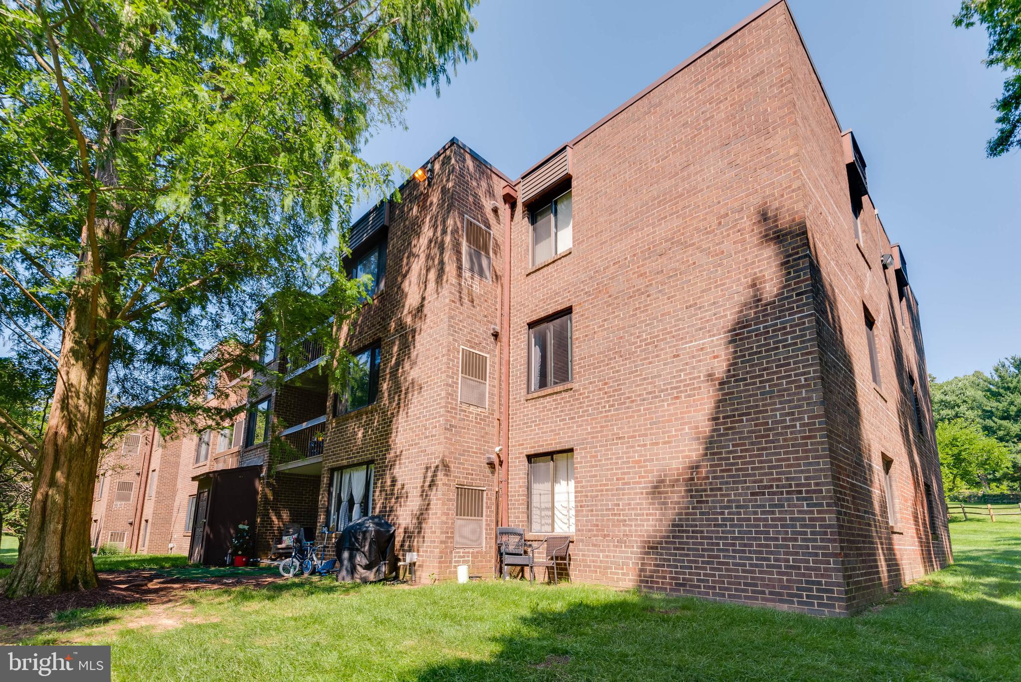 LONG REACH - Residential