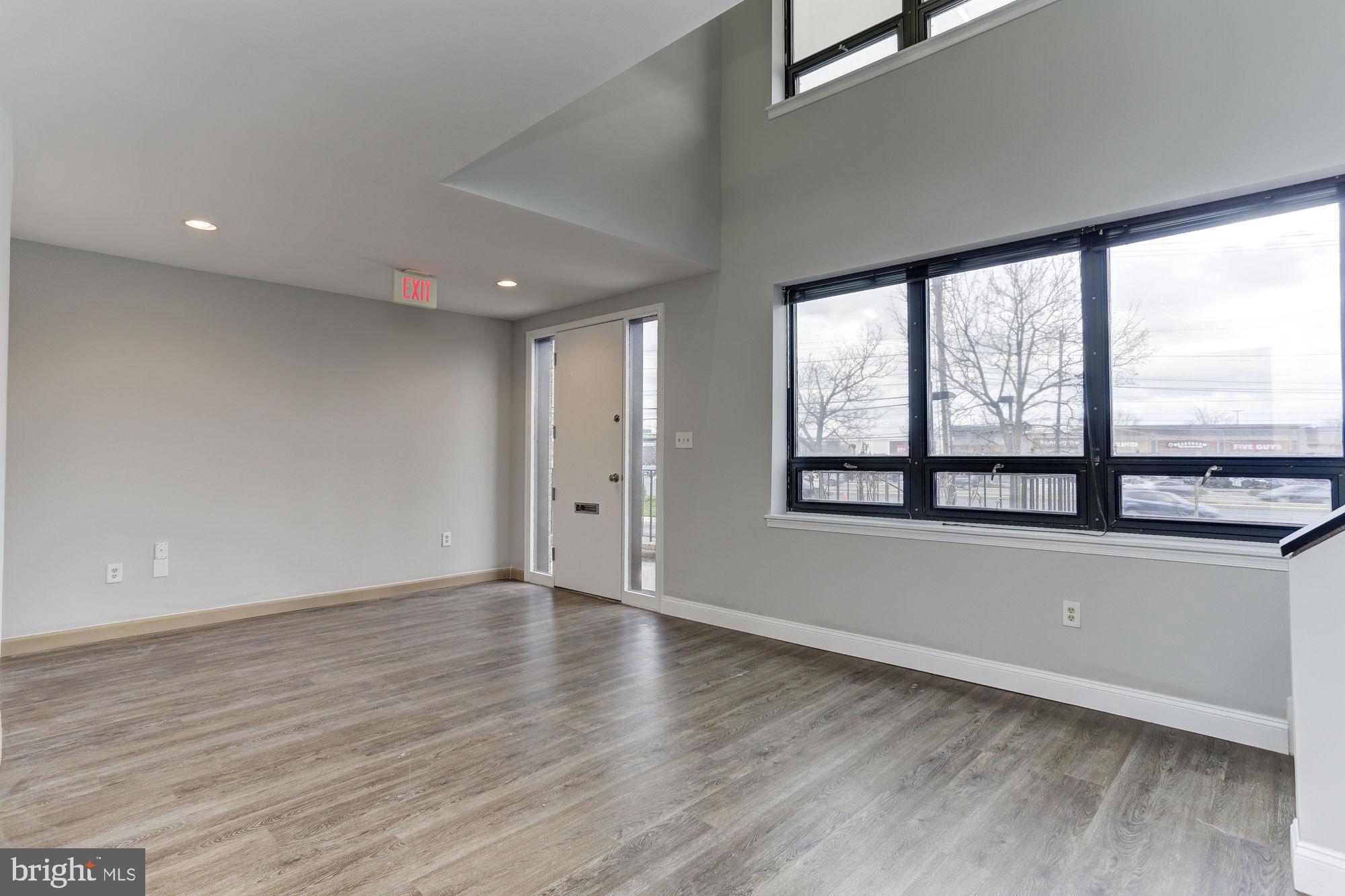 GEORGETOWN PARK - Commercial Lease