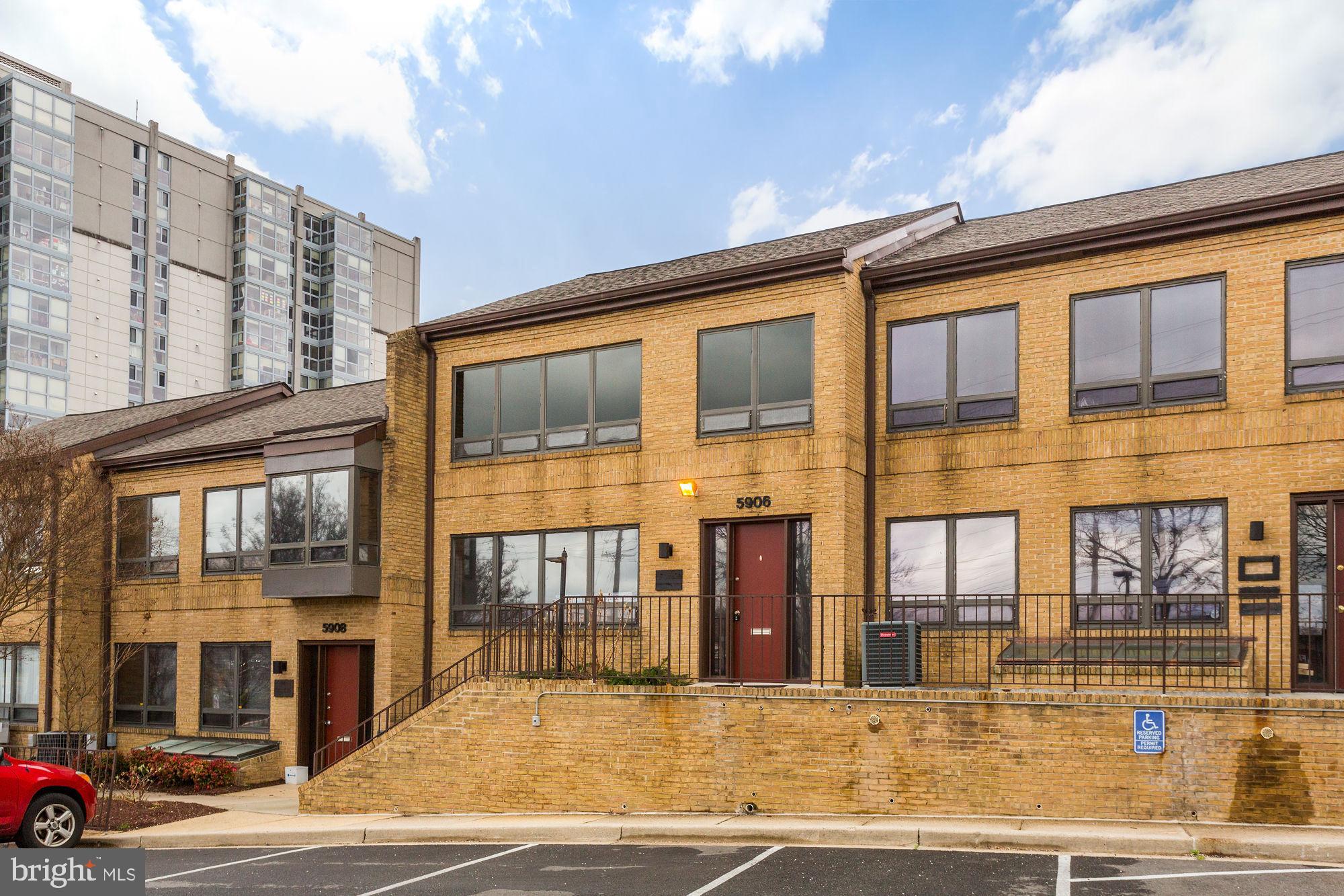 GEORGETOWN PARK - Commercial Lease