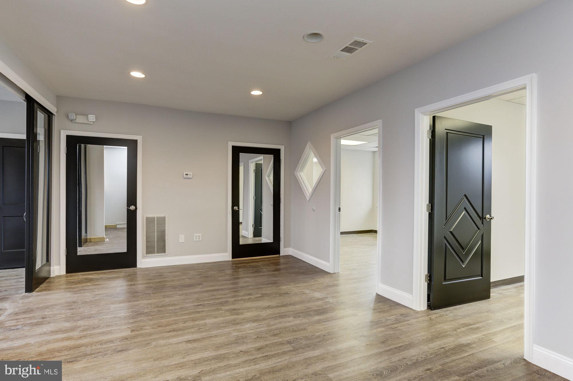 GEORGETOWN PARK - Commercial Lease