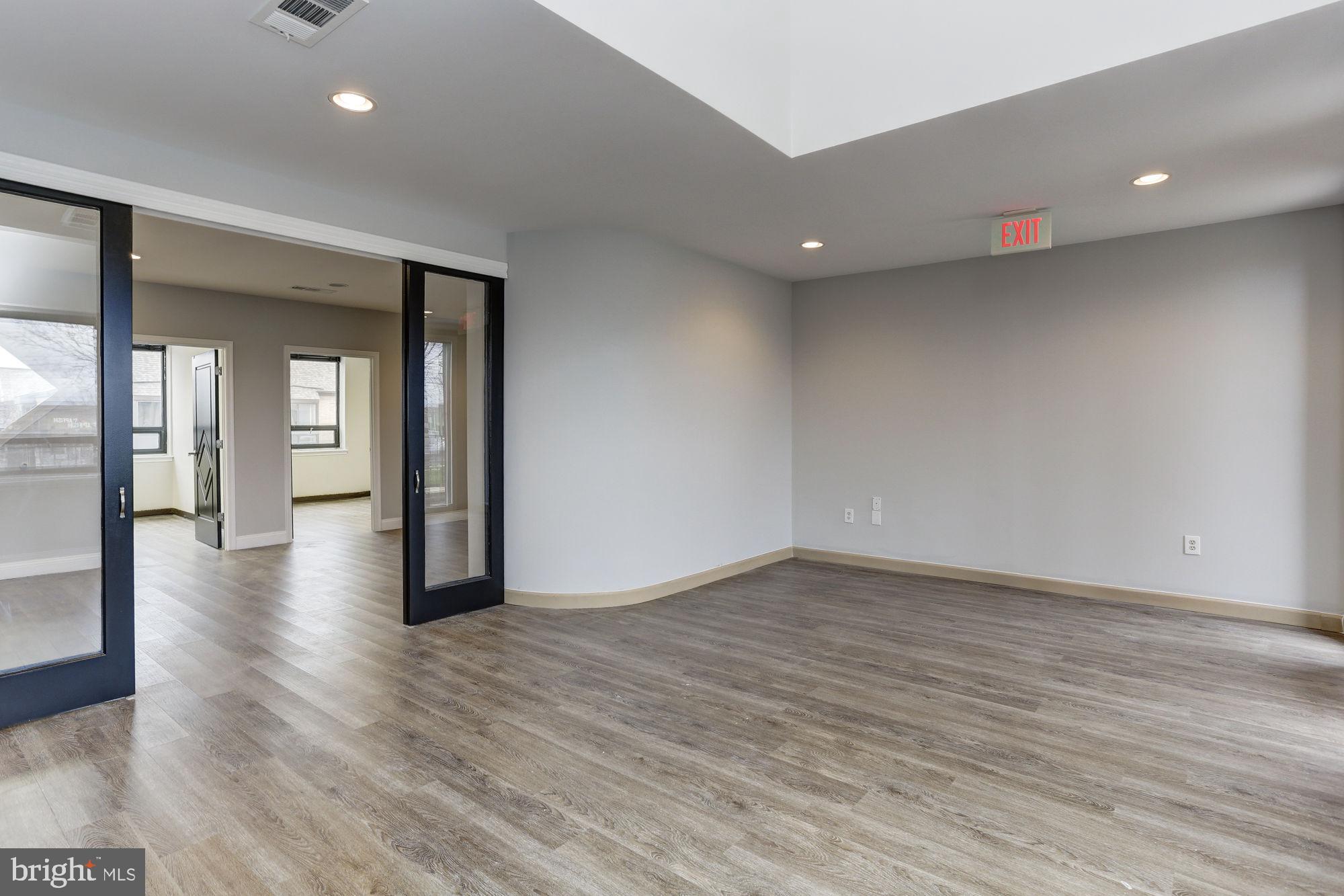 GEORGETOWN PARK - Commercial Lease