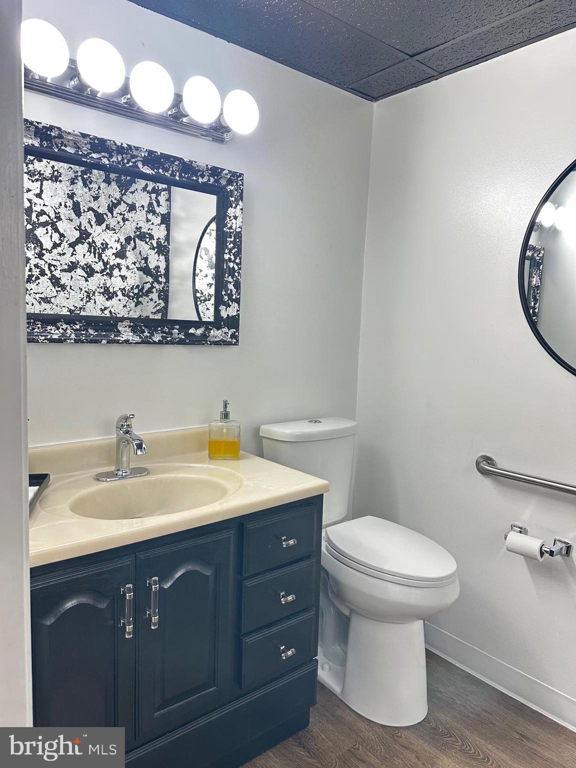 GEORGETOWN PARK - Commercial Lease