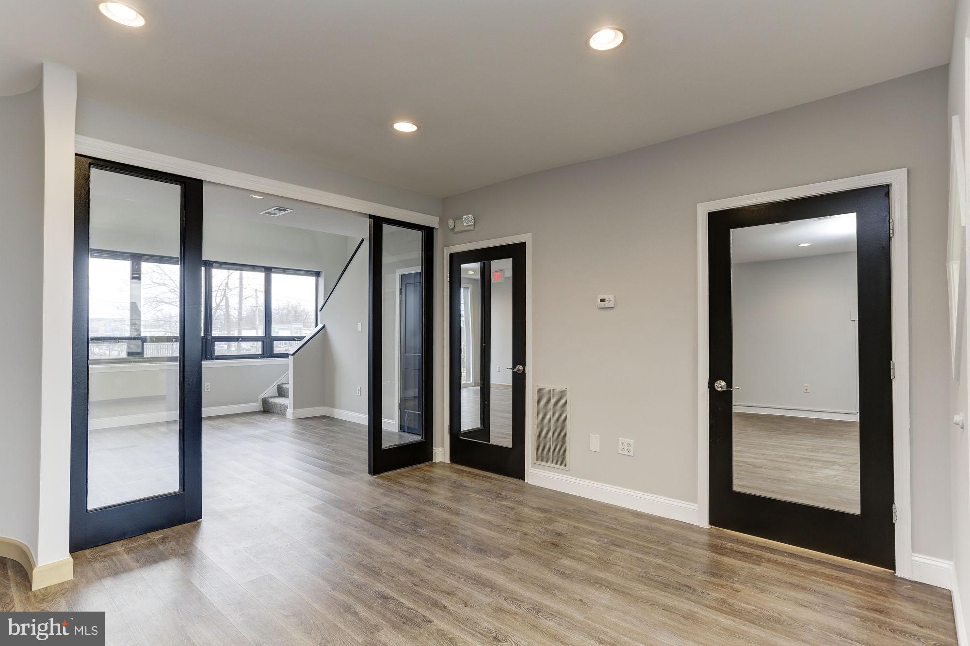 GEORGETOWN PARK - Commercial Lease