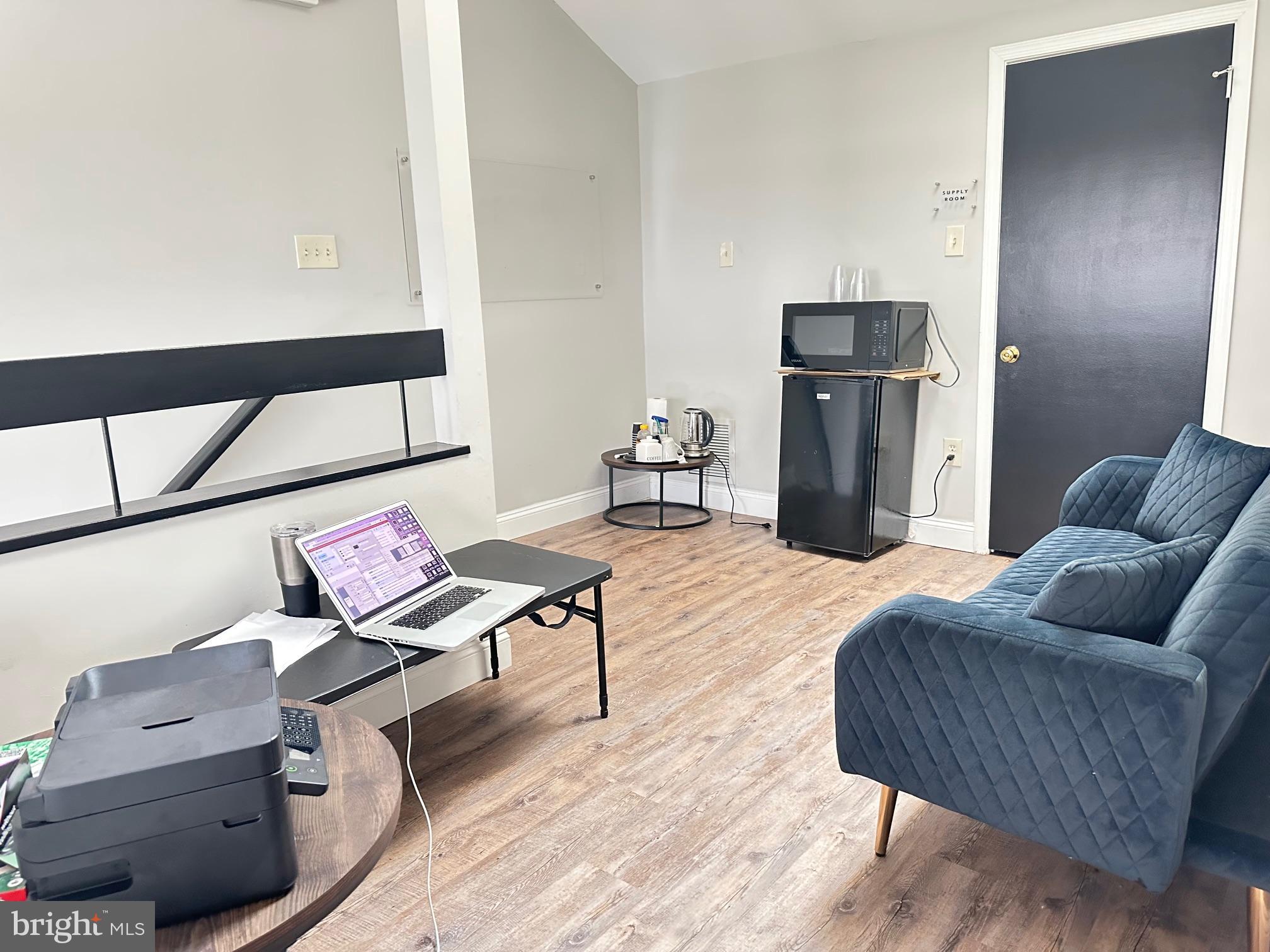 GEORGETOWN PARK - Commercial Lease