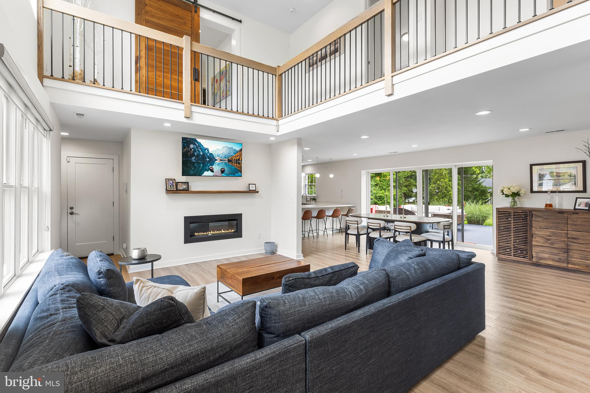 55 DAYLEVIEW ROAD