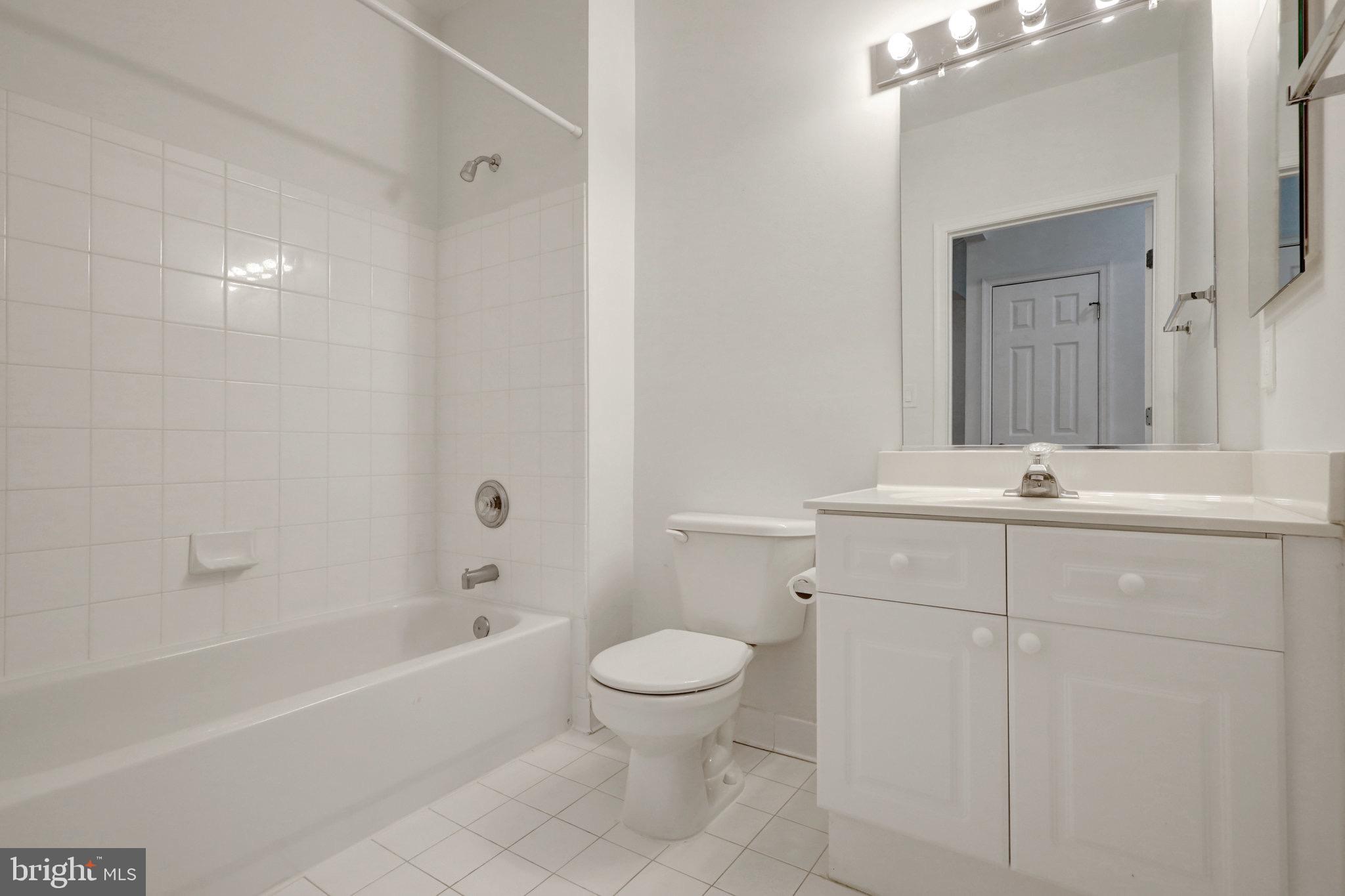 CAMERON STATION - Residential