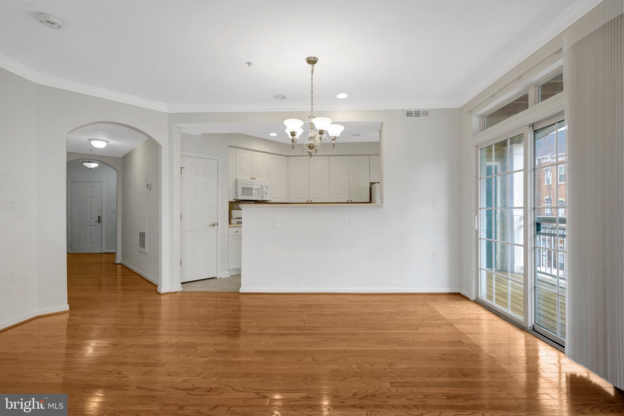 CAMERON STATION - Residential