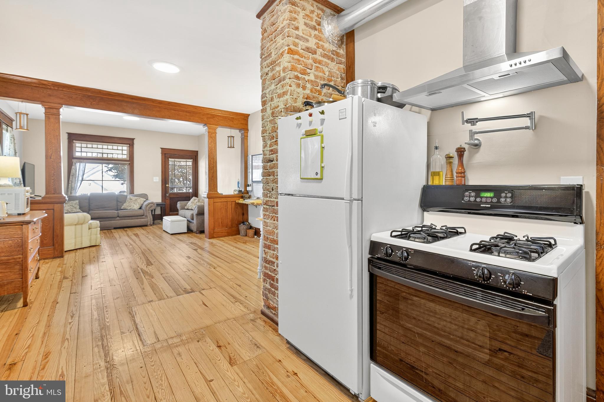 NEW HOLLAND BOROUGH - Residential