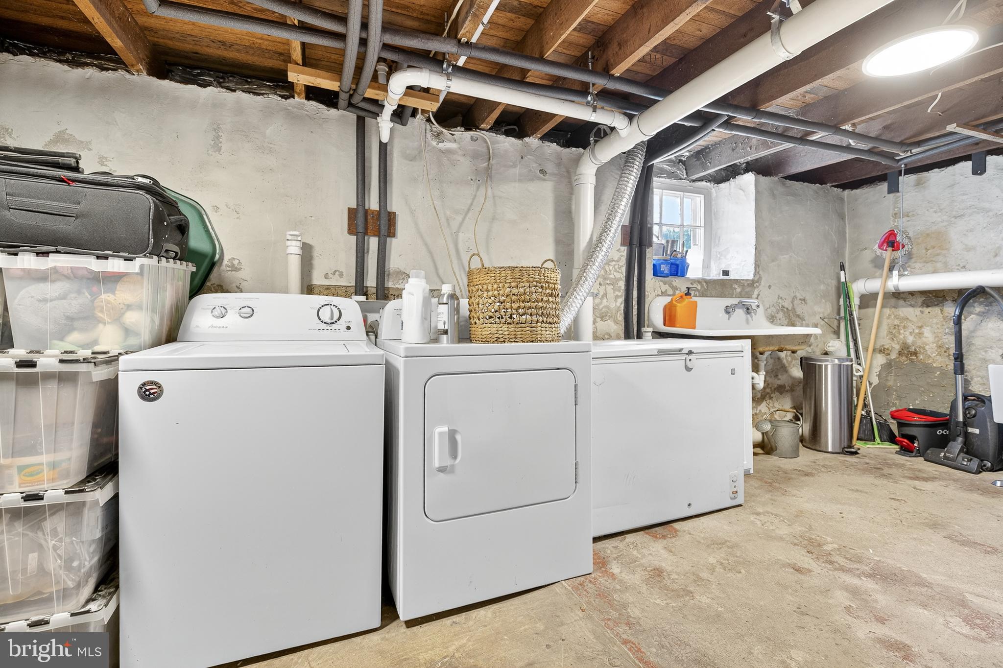 NEW HOLLAND BOROUGH - Residential