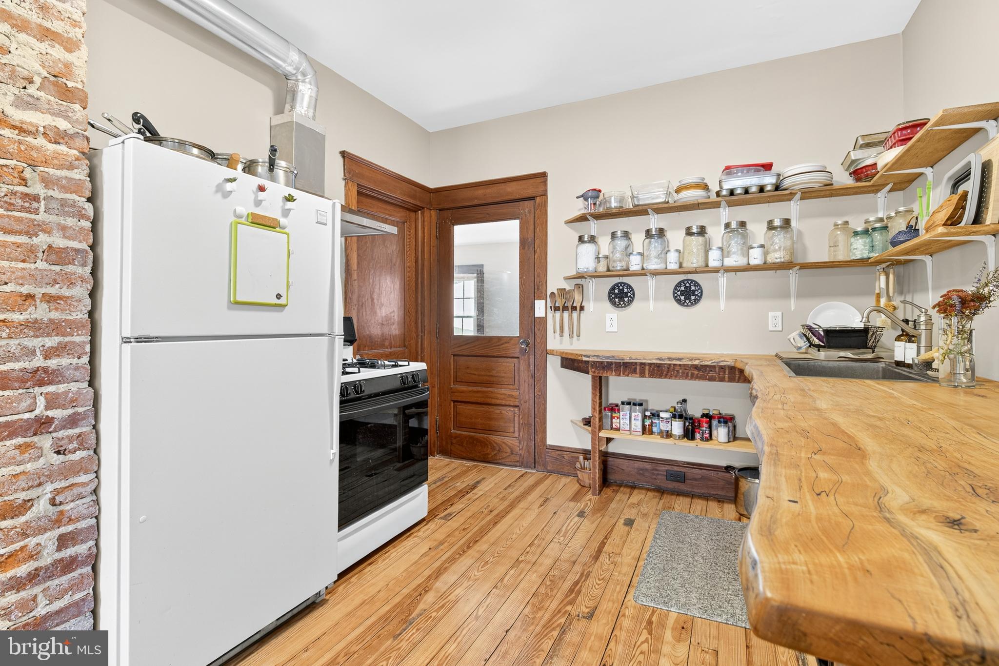 NEW HOLLAND BOROUGH - Residential