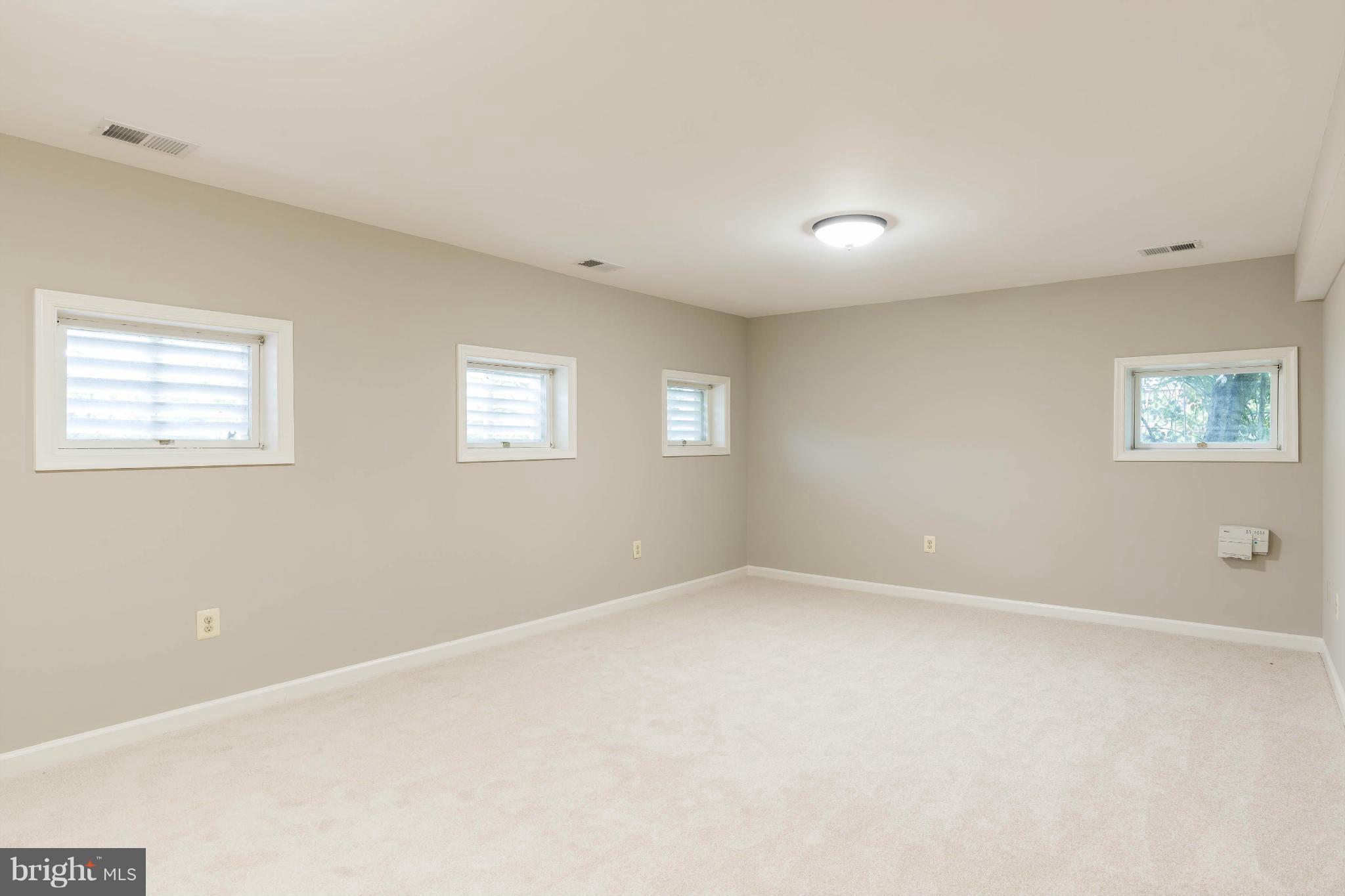 VIRGINIA RUN - Residential