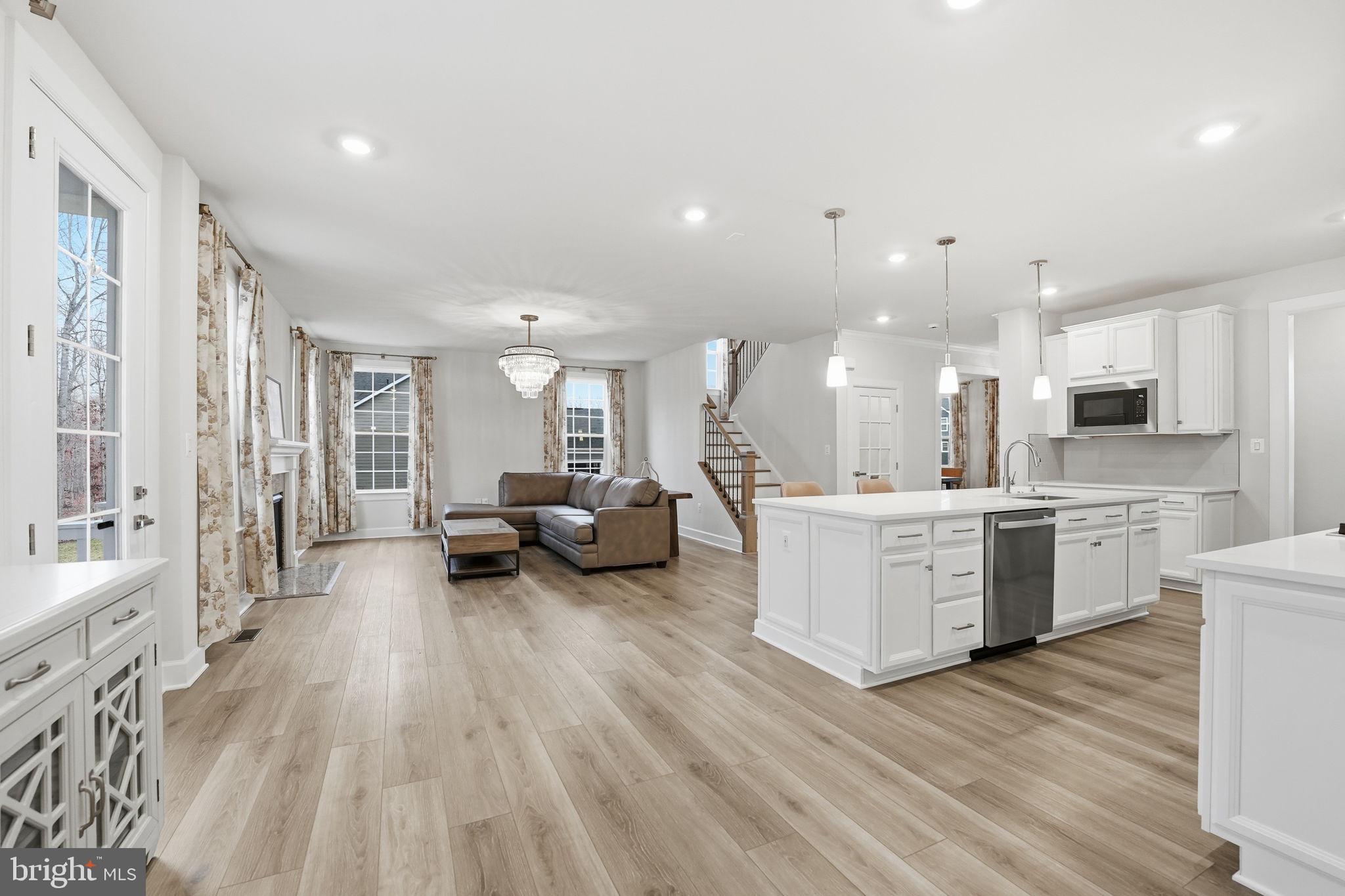 FAWN LAKE - Residential