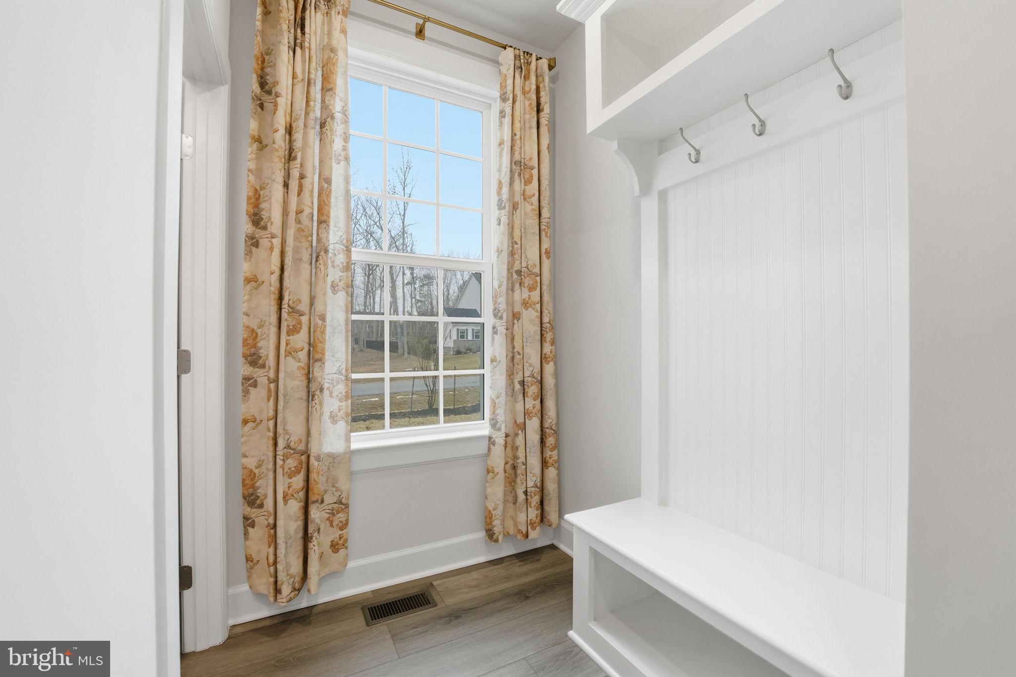 FAWN LAKE - Residential