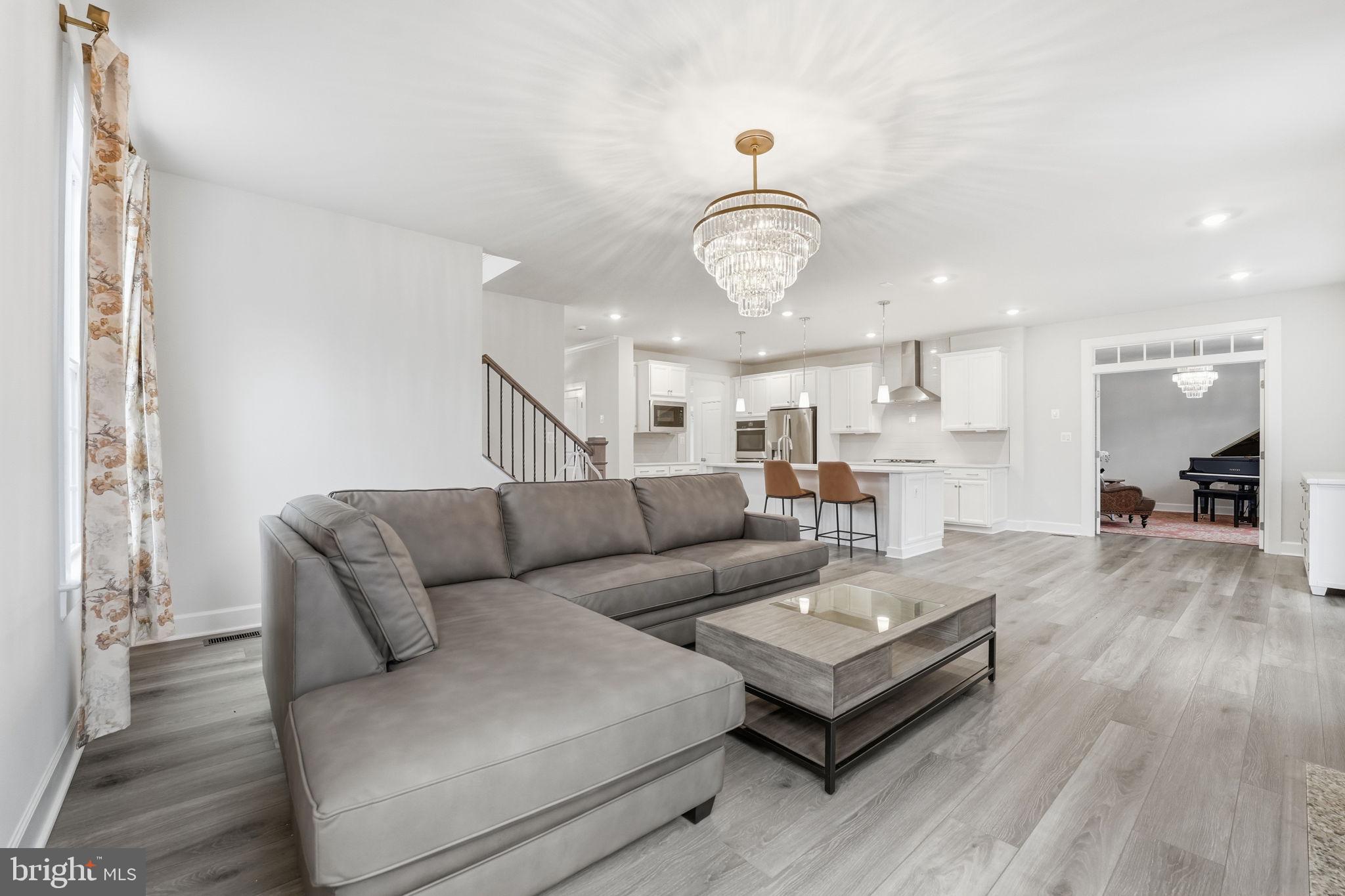 FAWN LAKE - Residential