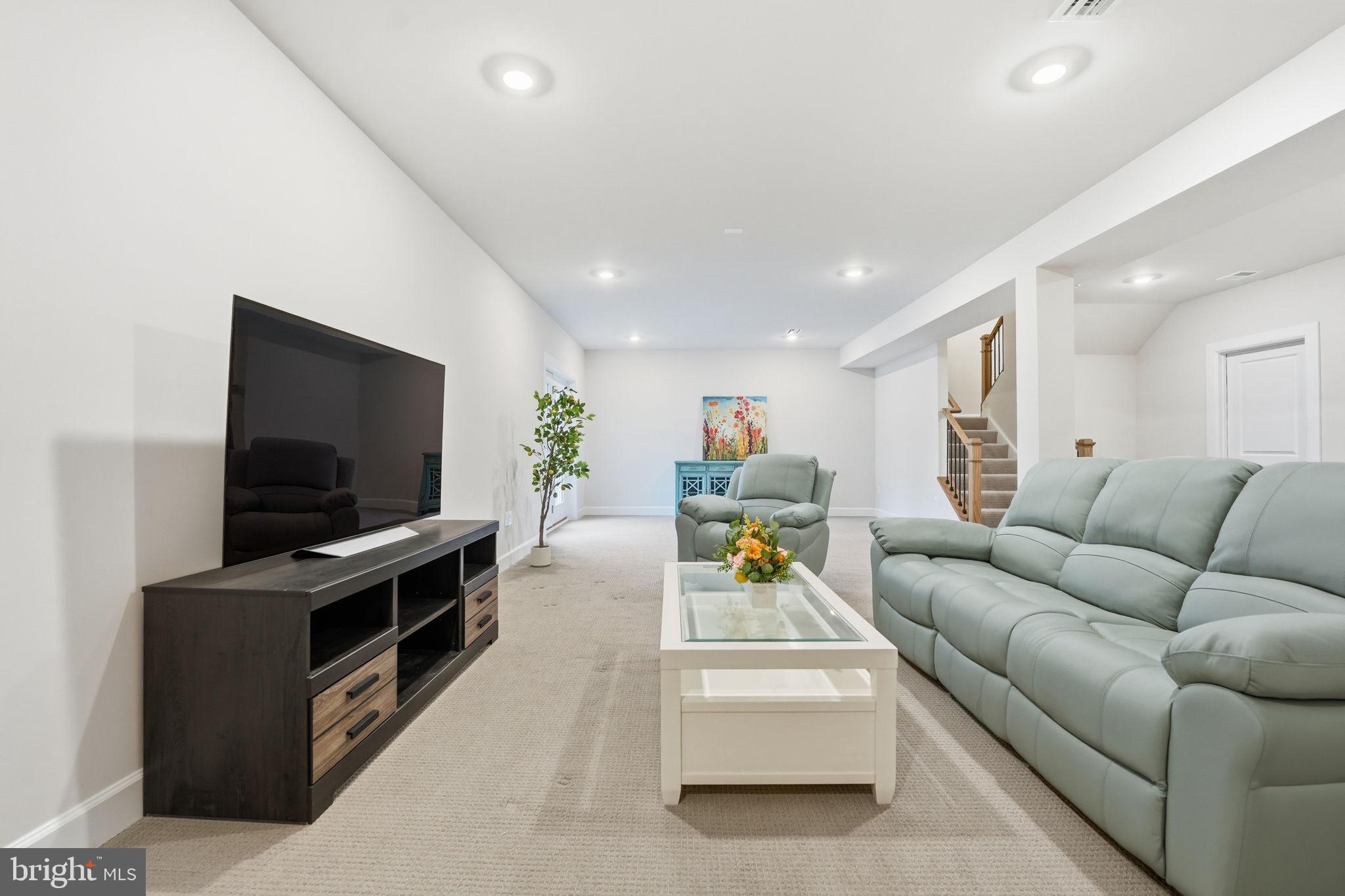 FAWN LAKE - Residential