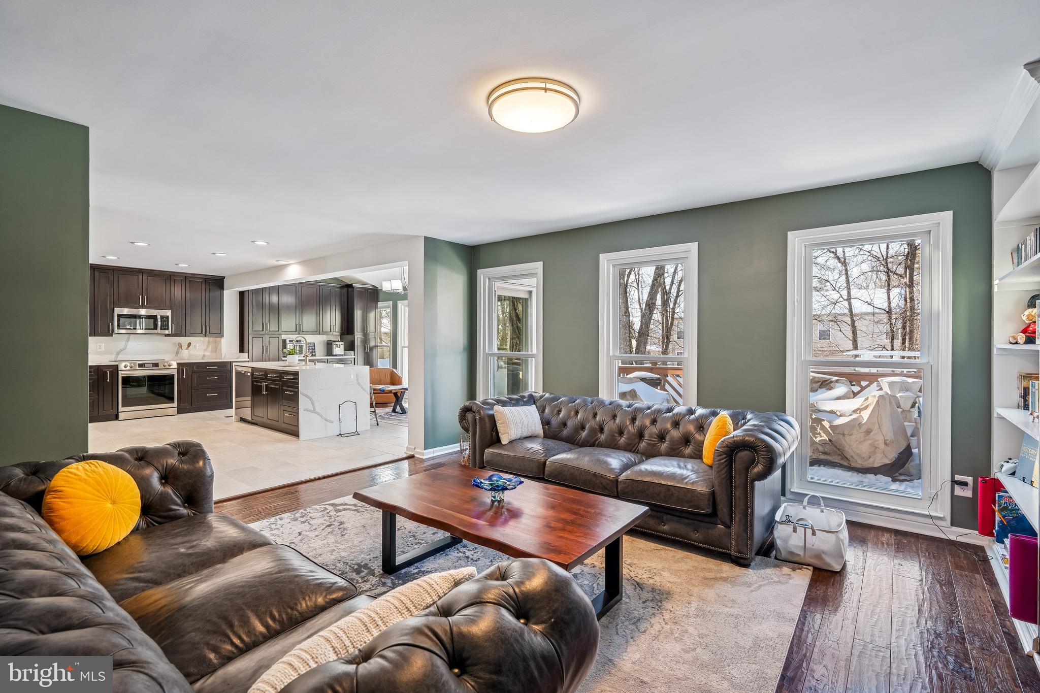 PEACHTREE WEST - Residential