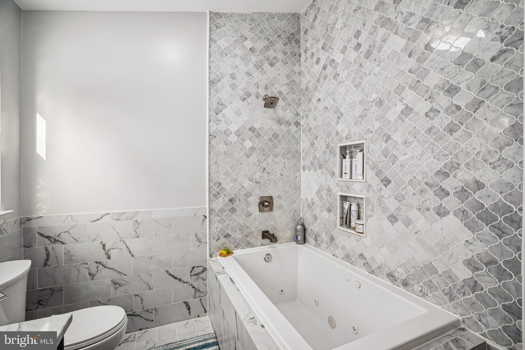 PEACHTREE WEST - Residential