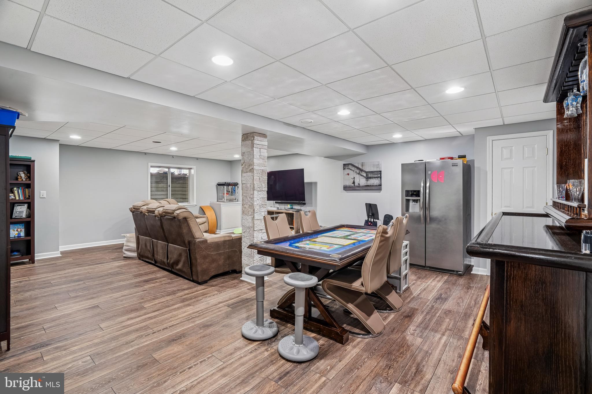 PEACHTREE WEST - Residential