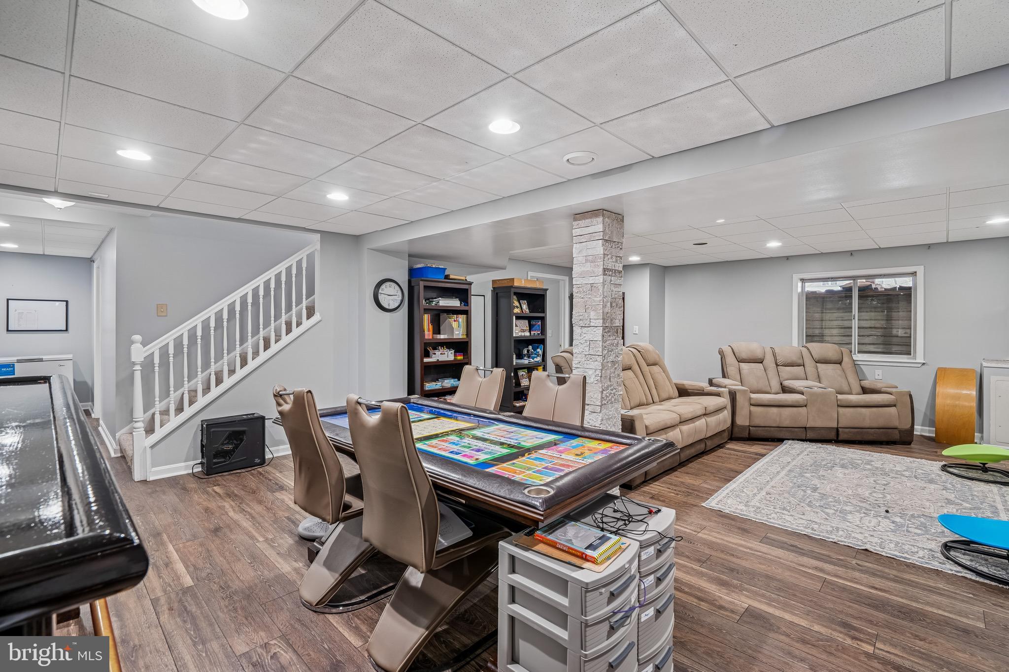 PEACHTREE WEST - Residential