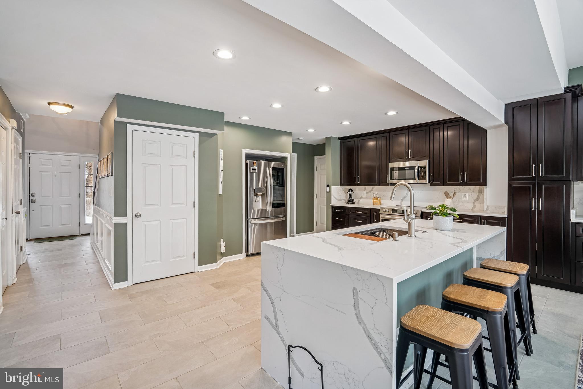 PEACHTREE WEST - Residential