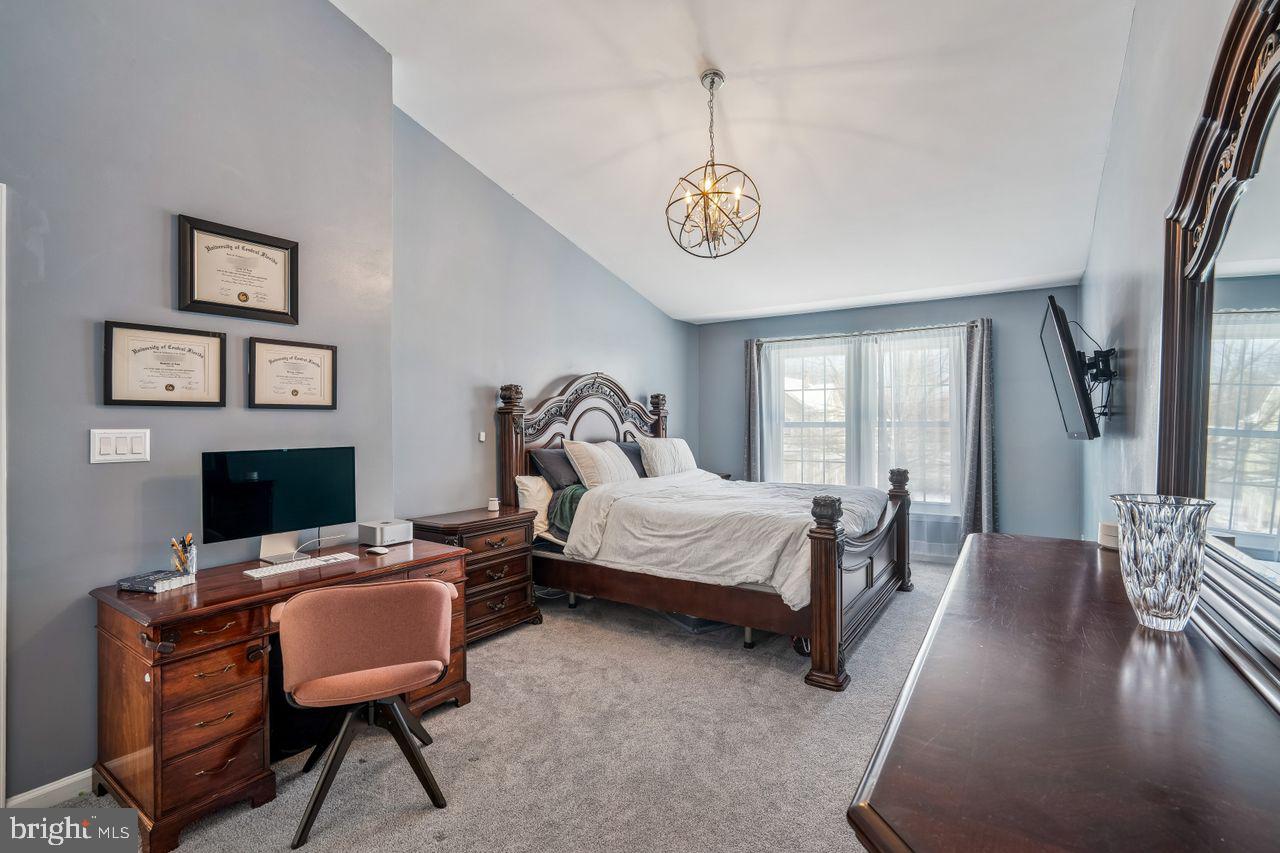 PEACHTREE WEST - Residential