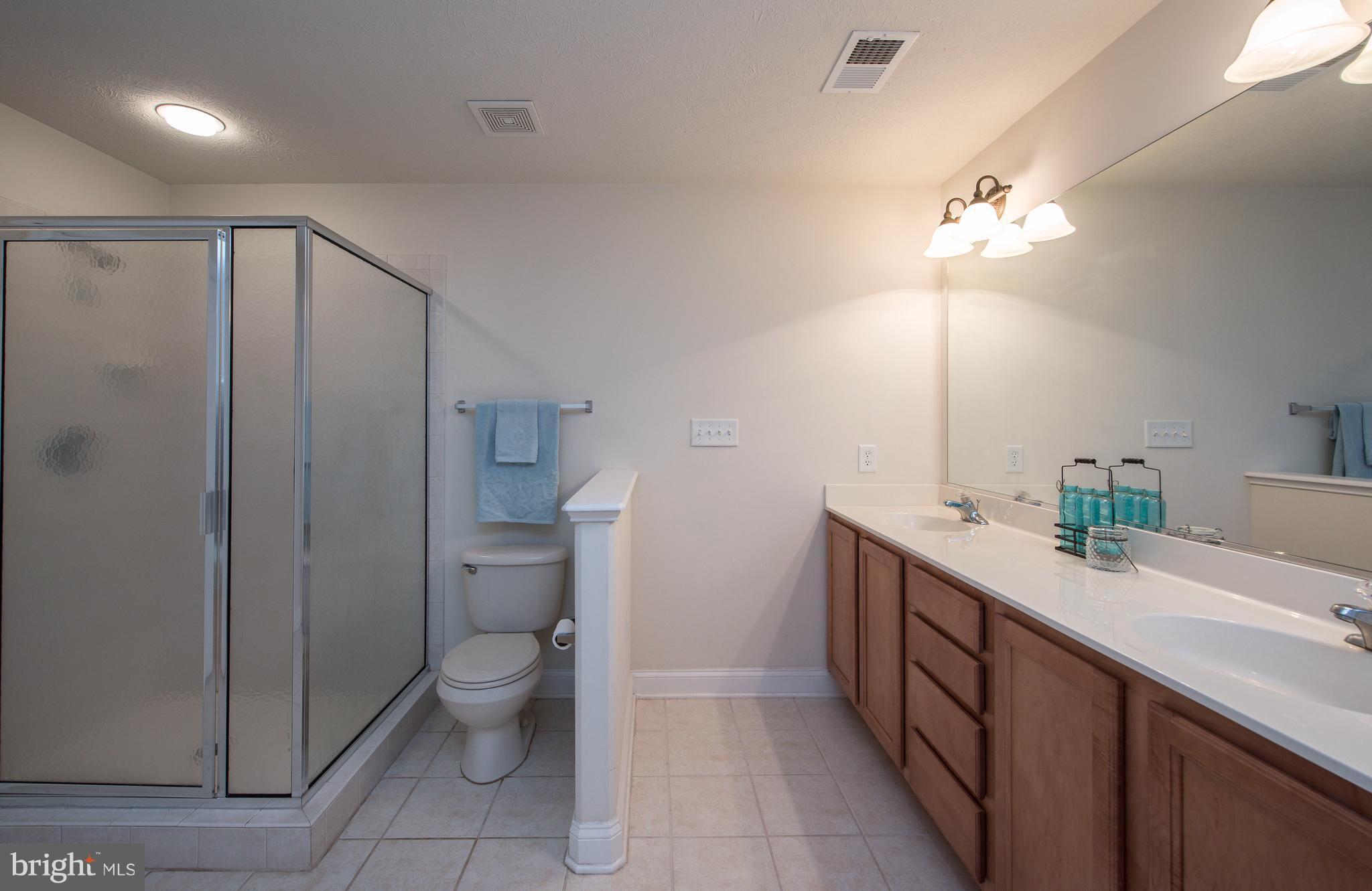 LANSDOWNE - Residential