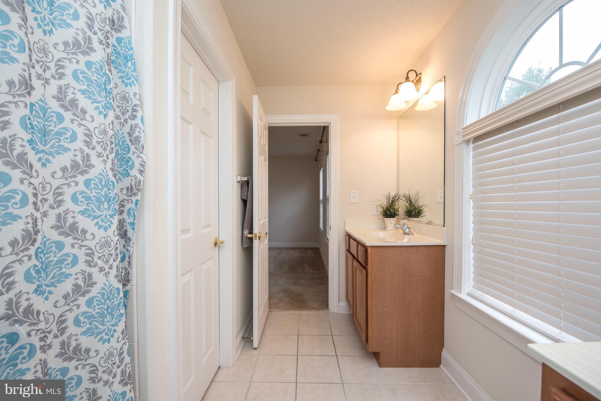 LANSDOWNE - Residential