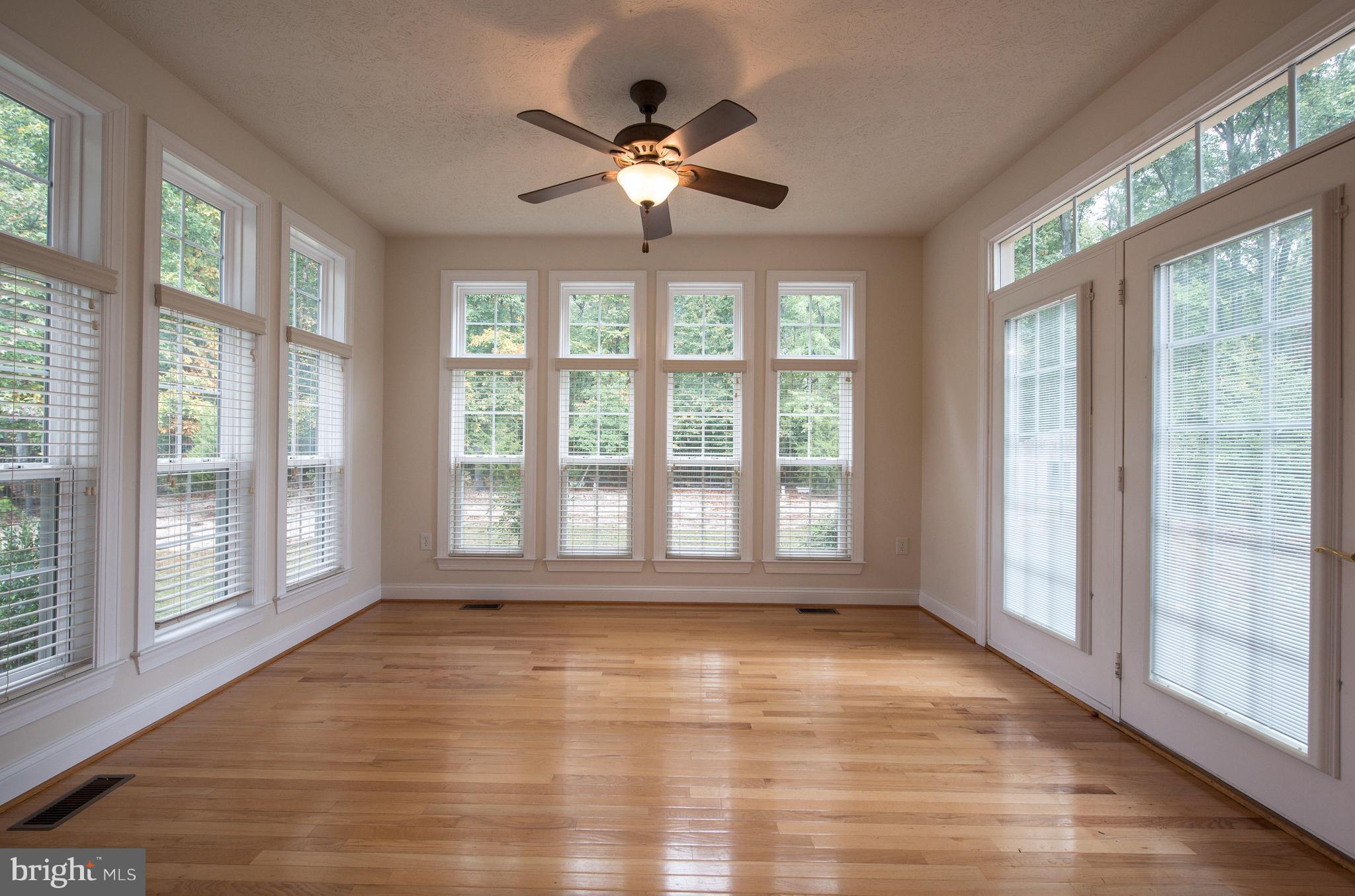 LANSDOWNE - Residential