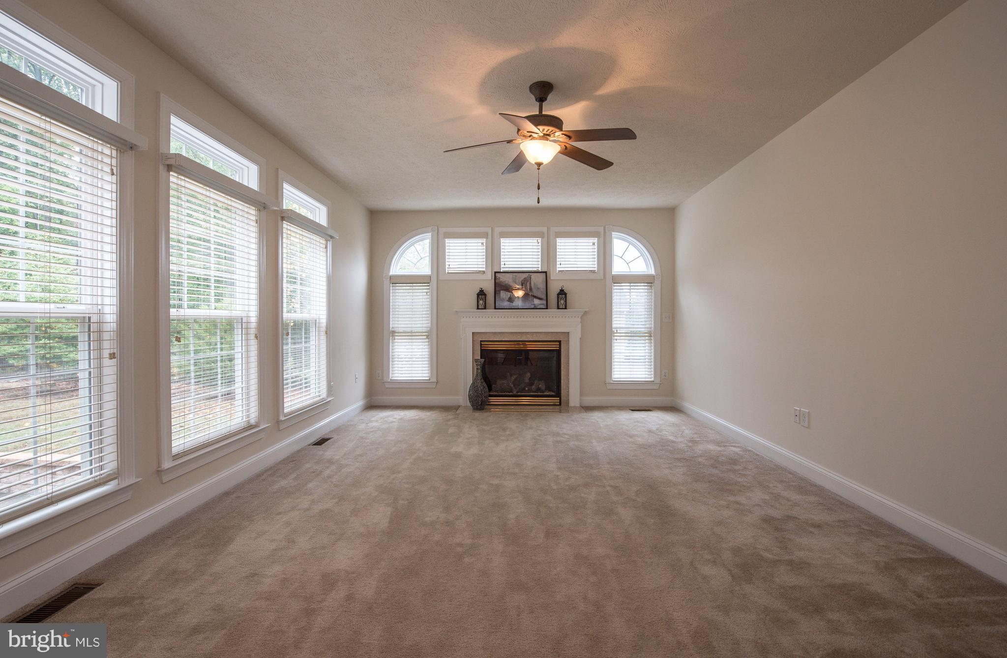 LANSDOWNE - Residential