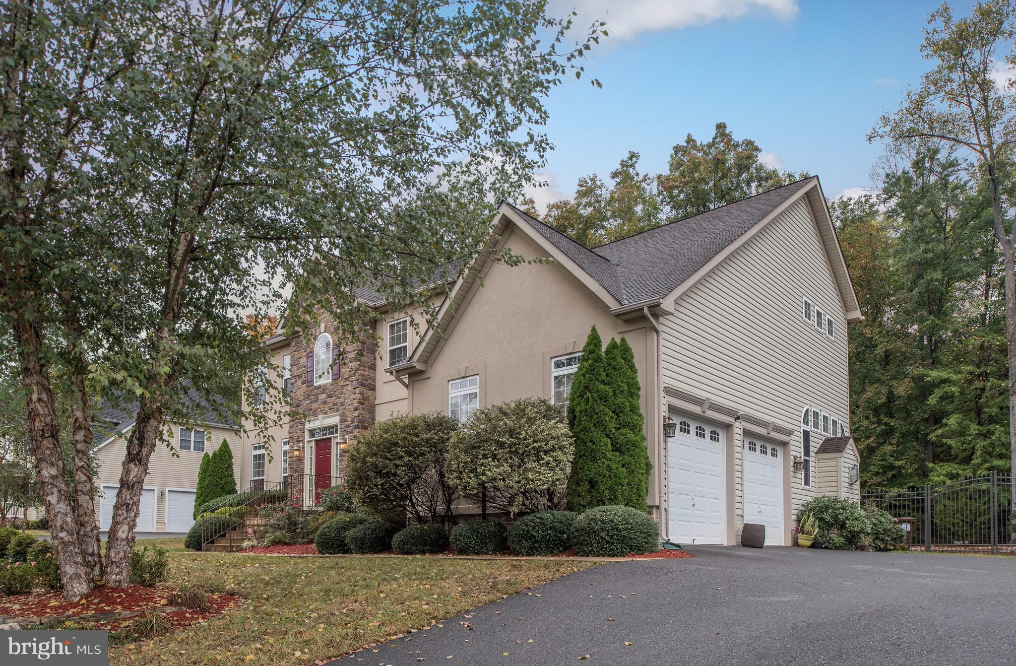 LANSDOWNE - Residential