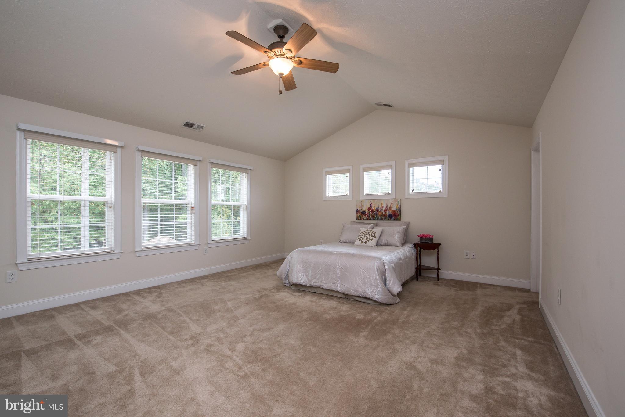 LANSDOWNE - Residential