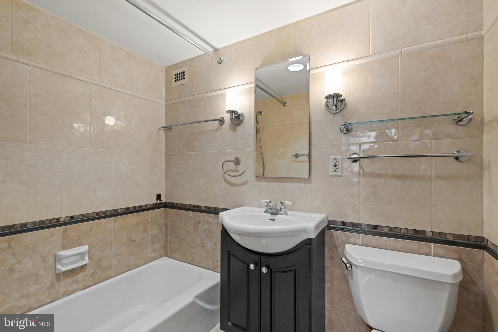 GROSVENOR PARK - Residential Lease