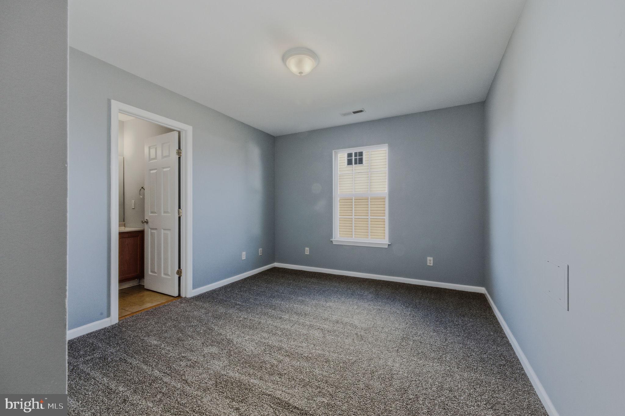 CEDAR COMMONS - Residential