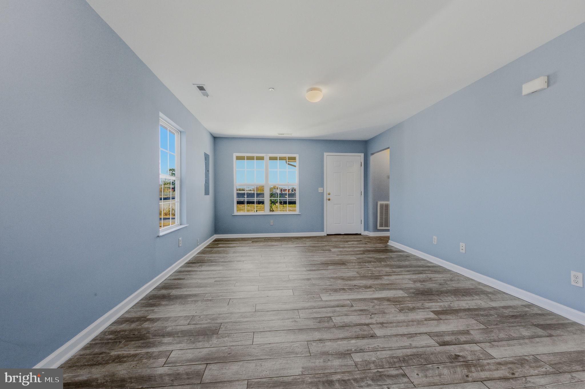 CEDAR COMMONS - Residential