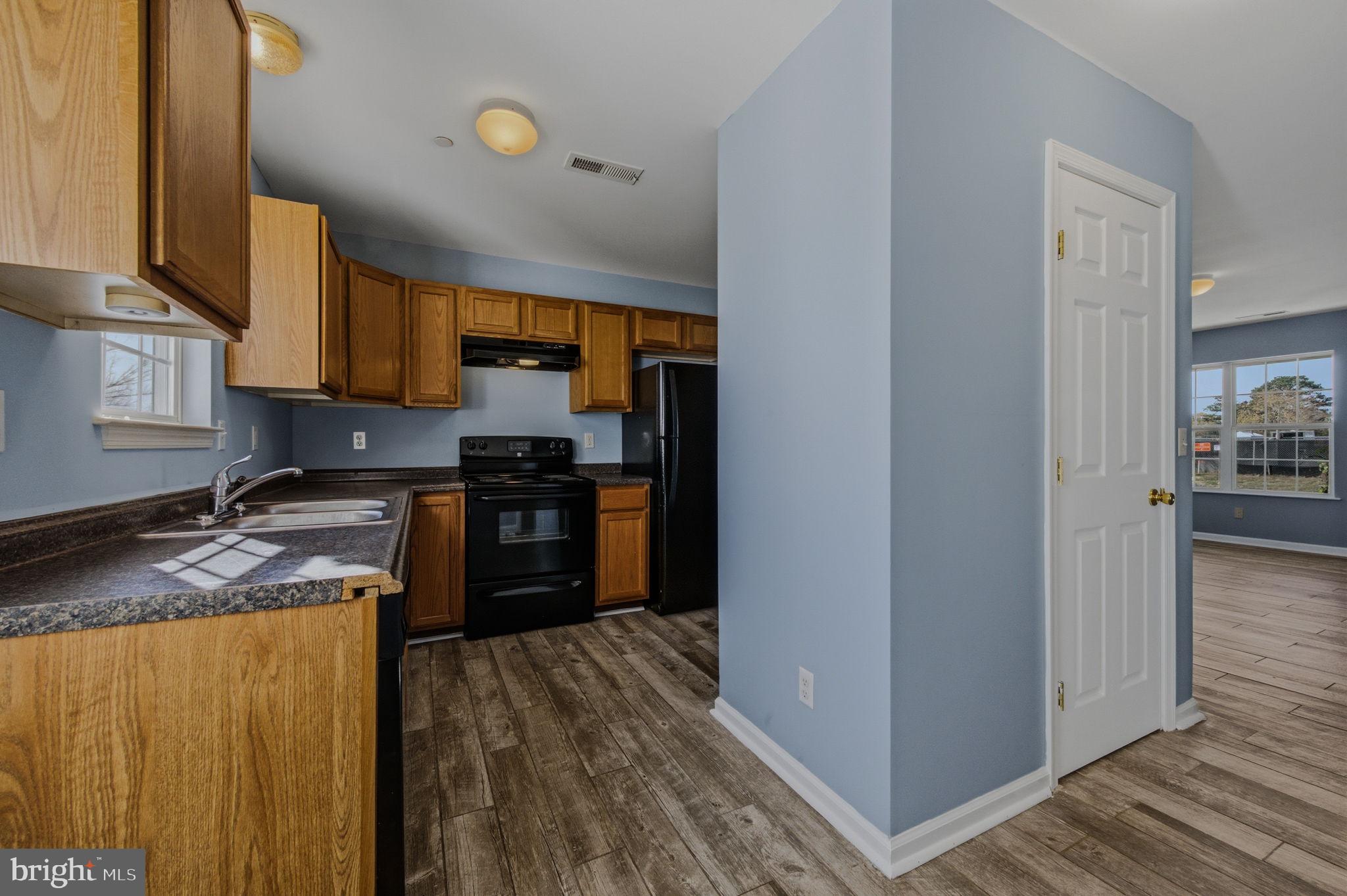 CEDAR COMMONS - Residential