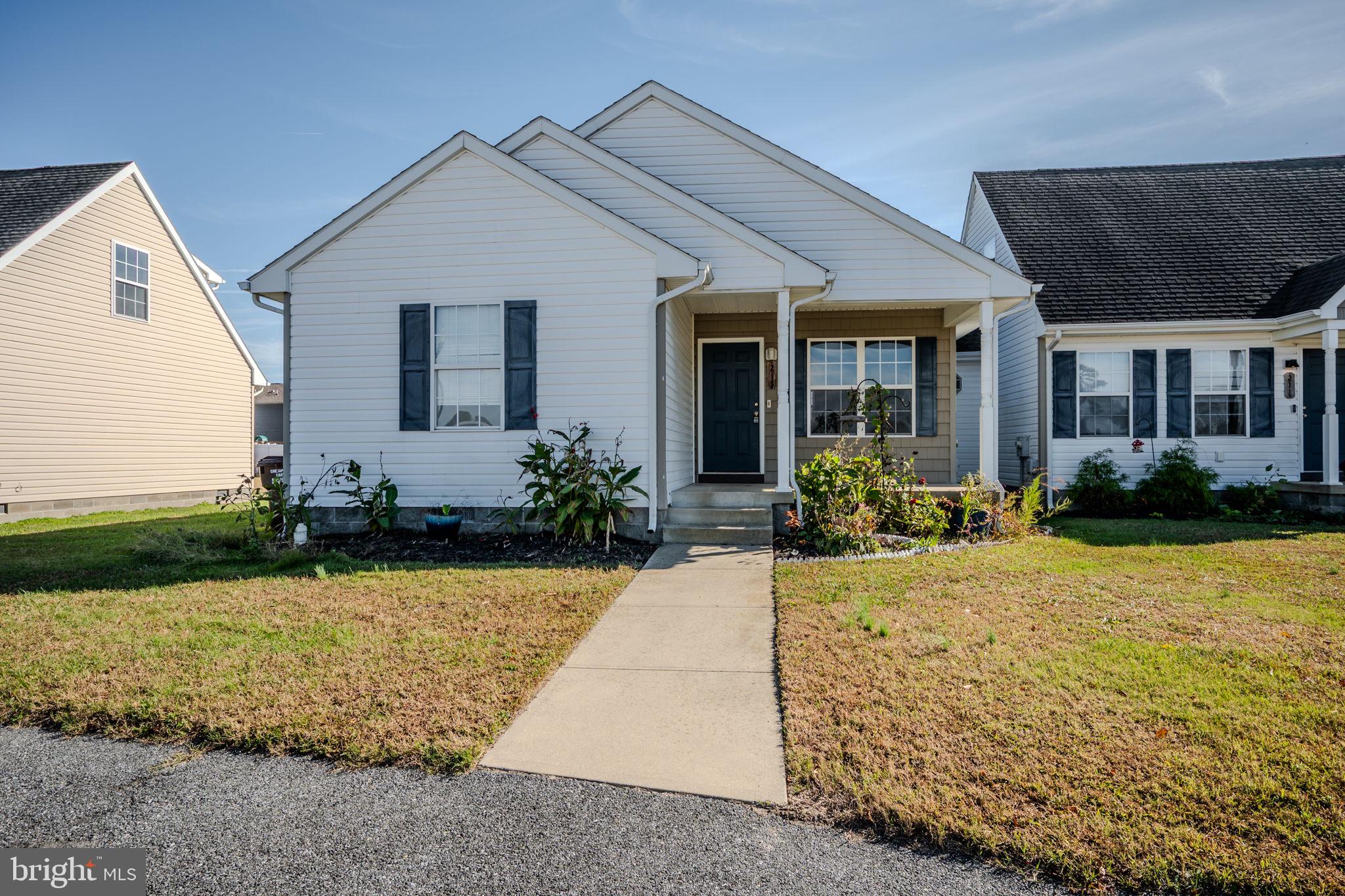 CEDAR COMMONS - Residential