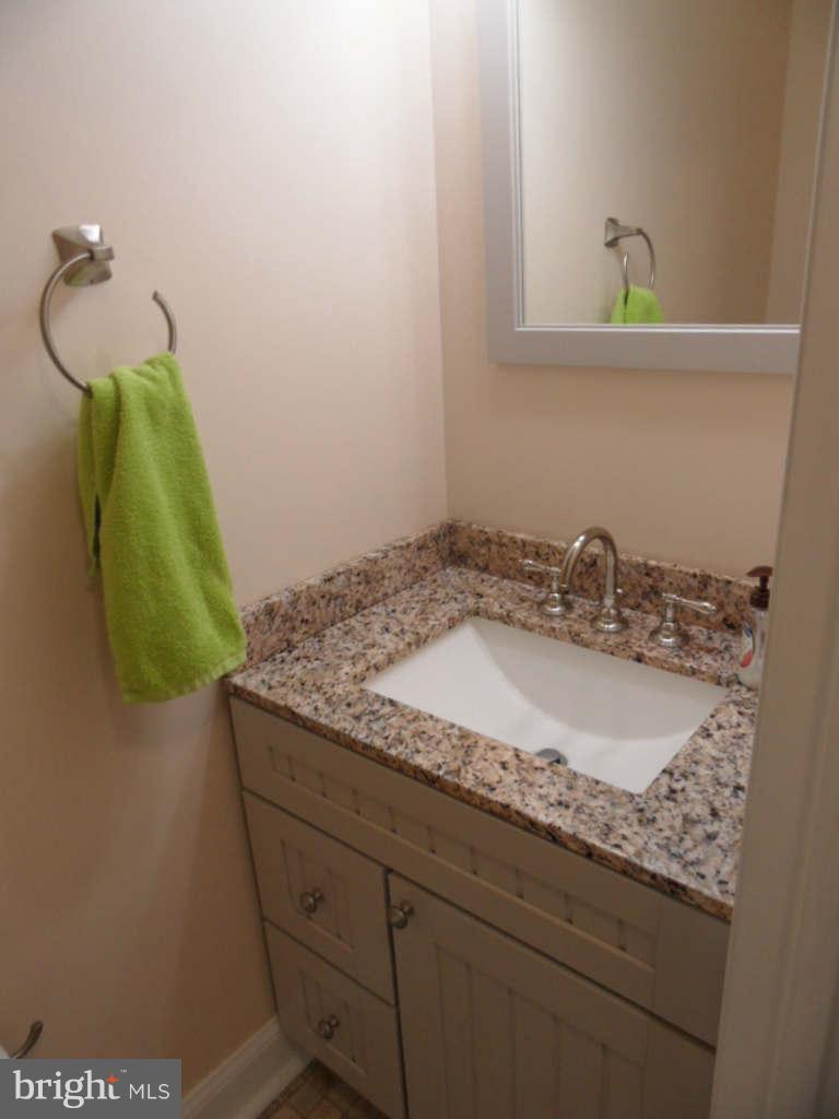 COUNTRY WALK - Residential Lease